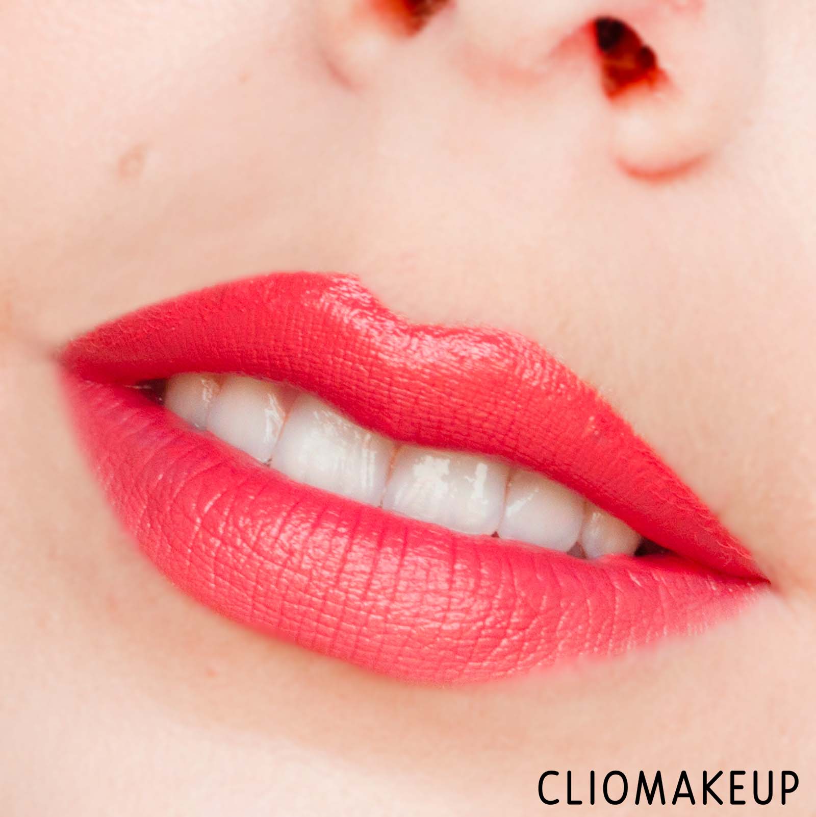 cliomakeup-recensione-rossetti-dear-dahlia-lip-paradise-intense-satin-14