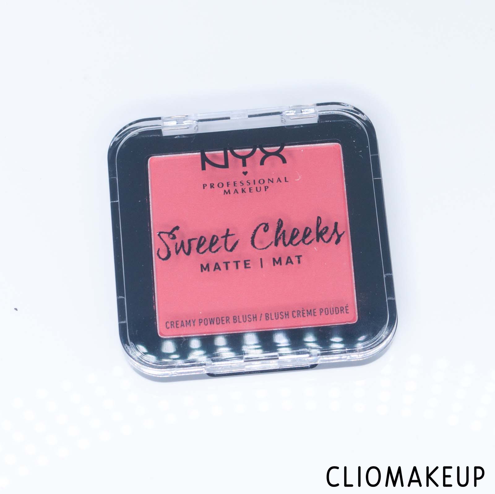 cliomakeup-recensione-blush-nyx-sweet-cheeks-creamy-powder-blush-4