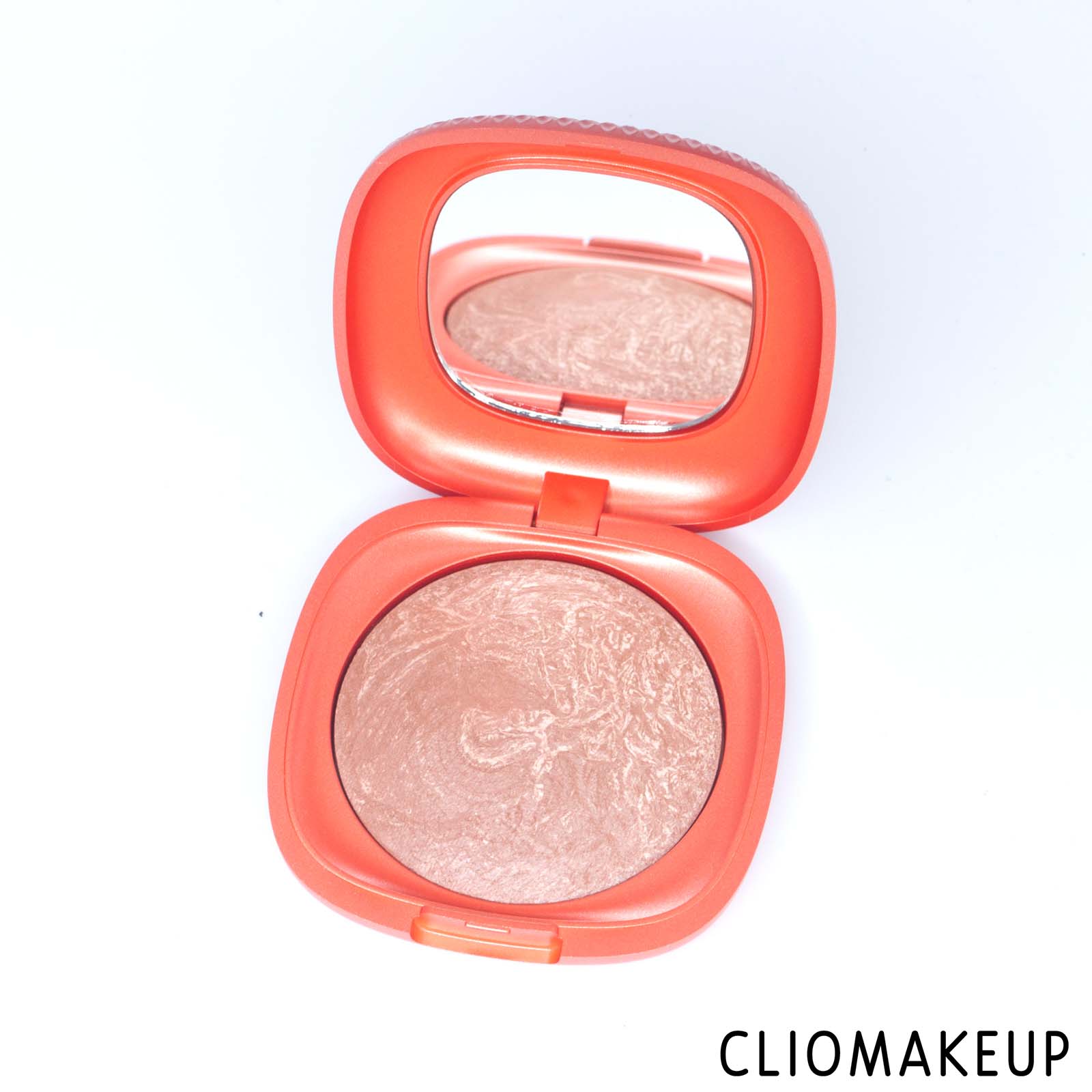 cliomakeup-recensione-bronzer-kiko-sicilian-notes-baked-bronzer-5