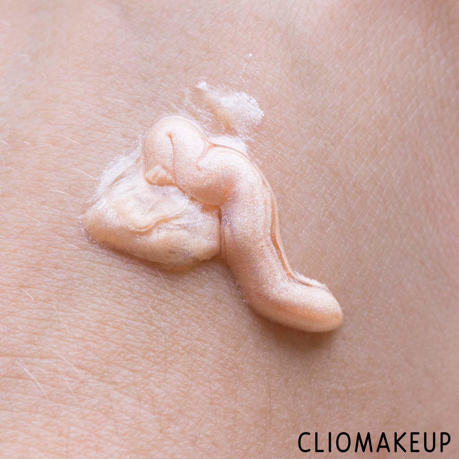 cliomakeup-recensione-primer-kiko-sicilian-notes-brightening-primer-6