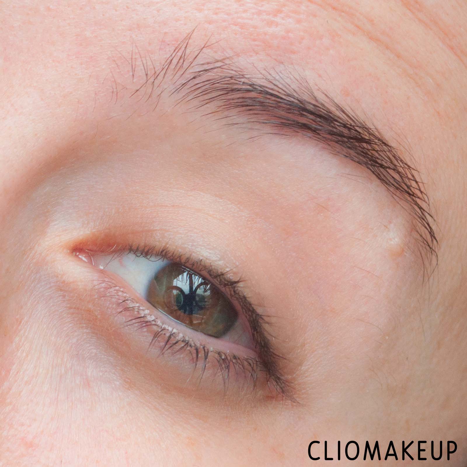 cliomakeup-recensione-correttore-essence-stay-natural-plus-concealer-12