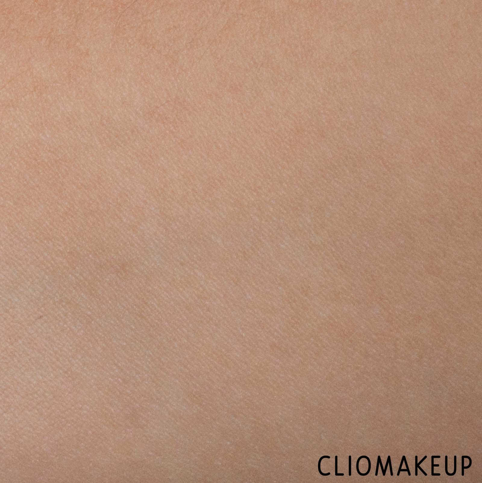 cliomakeup-recensione-correttore-essence-stay-natural-plus-concealer-8