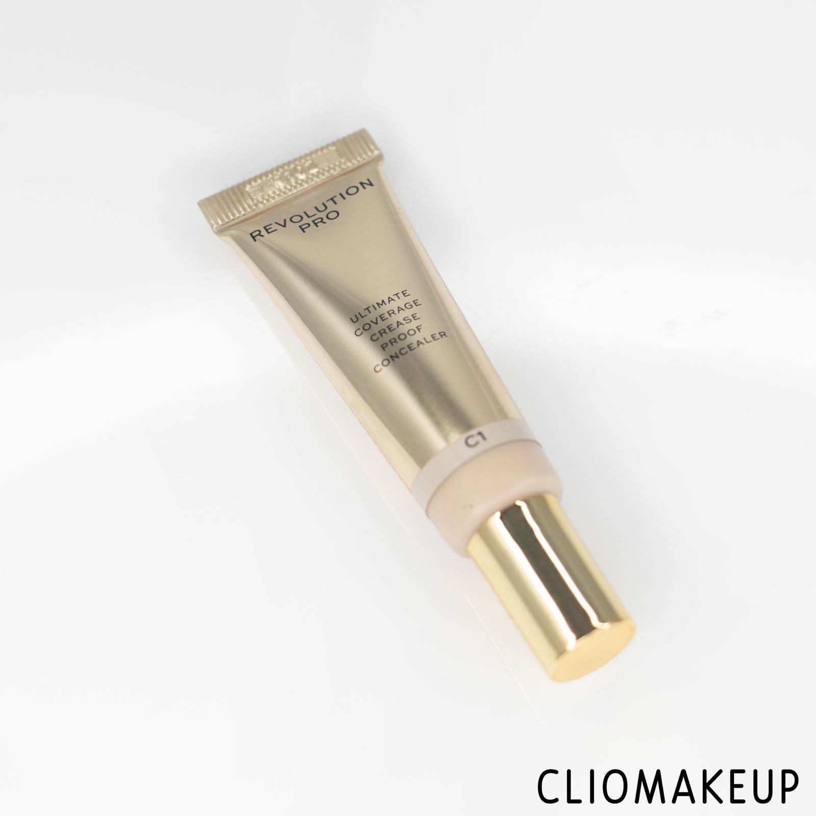 cliomakeup-recensione-correttore-revolution-pro-ultimate-coverage-crease.proof-concealer-3