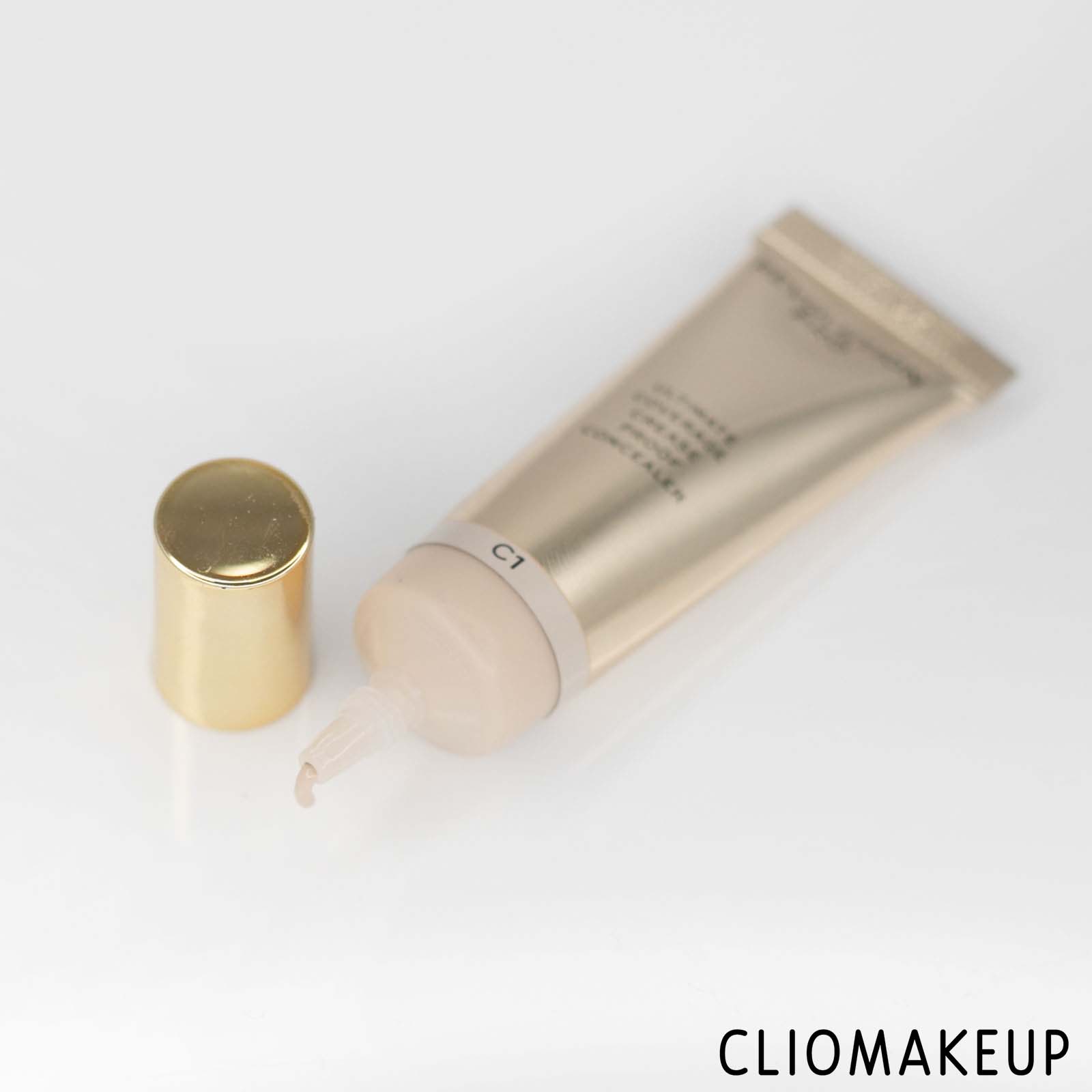 cliomakeup-recensione-correttore-revolution-pro-ultimate-coverage-crease.proof-concealer-4