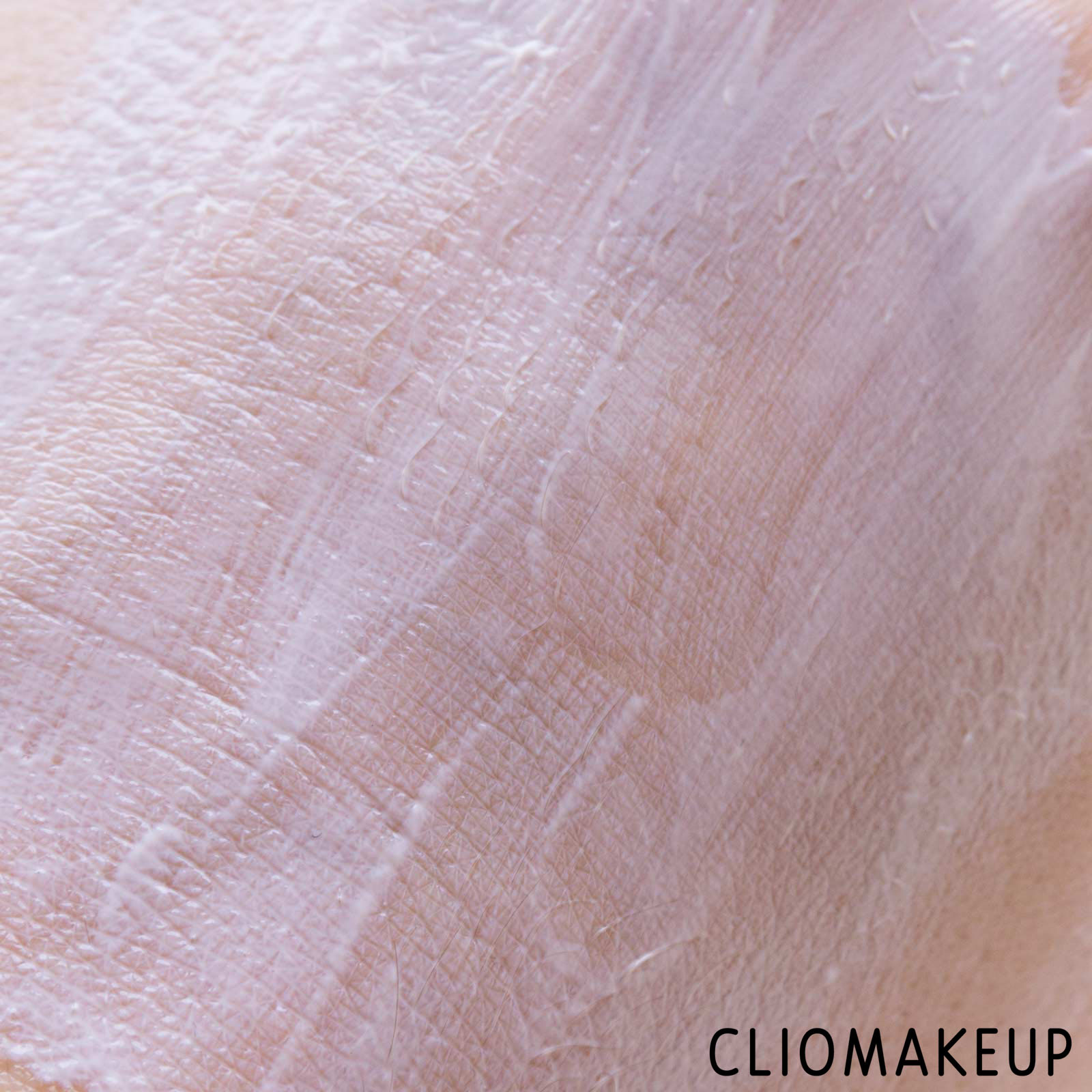 cliomakeup-recensione-primer-essence-hydrating-perfecting-primer-8