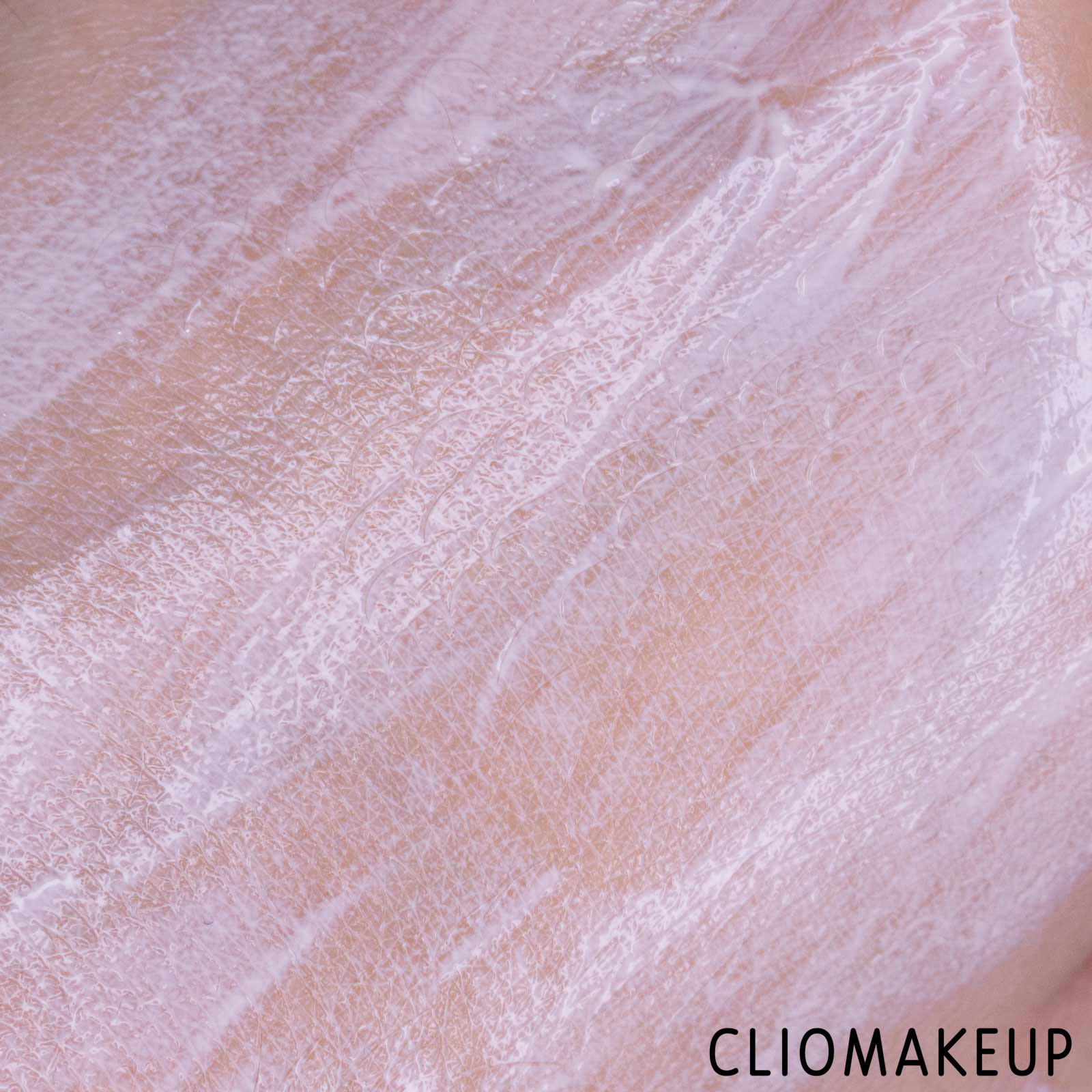 cliomakeup-recensione-primer-essence-hydrating-perfecting-primer-9