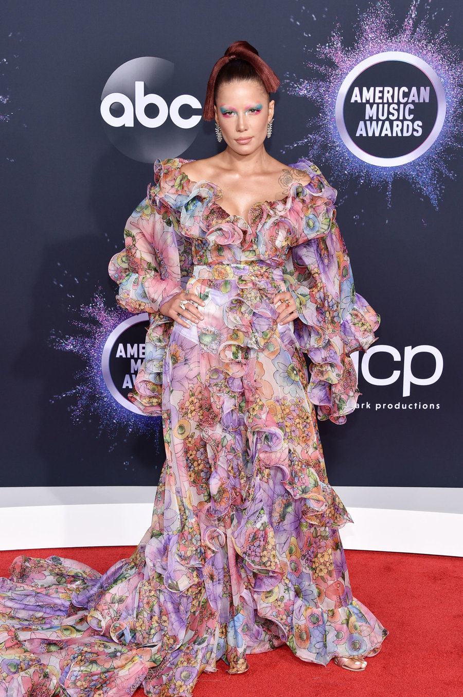 cliomakeup-ama-2019-look-star-9-halsey