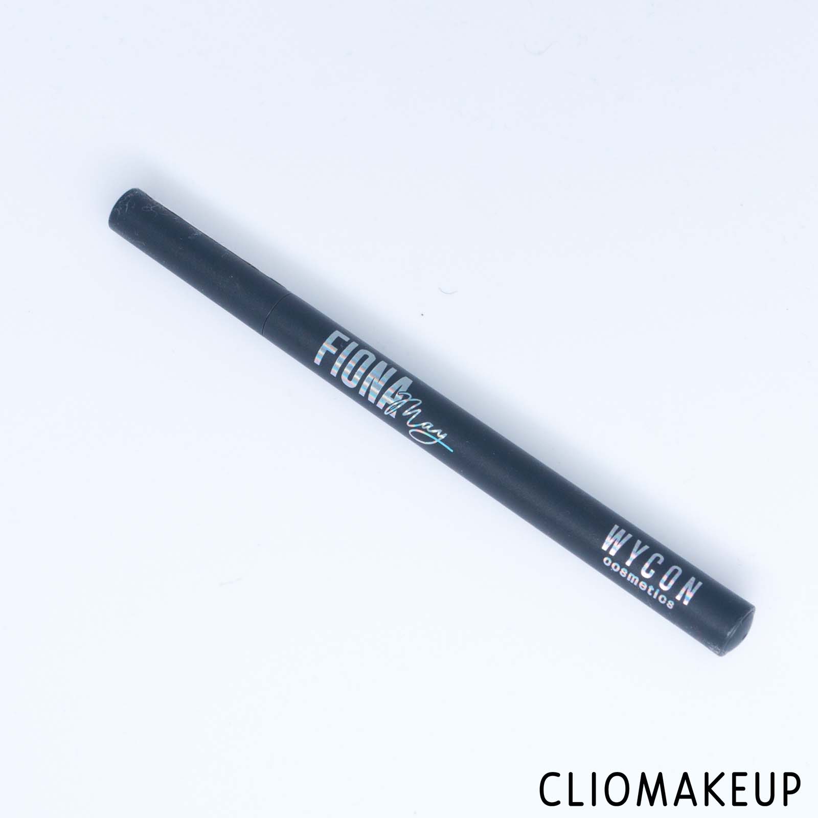 cliomakeup-recensione-eyeliner-wycon-fiona-may-oblique-tip-black-eyeliner-2