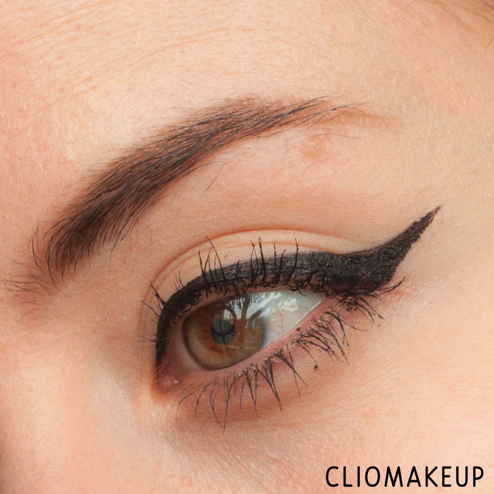 cliomakeup-recensione-eyeliner-wycon-fiona-may-oblique-tip-black-eyeliner-8