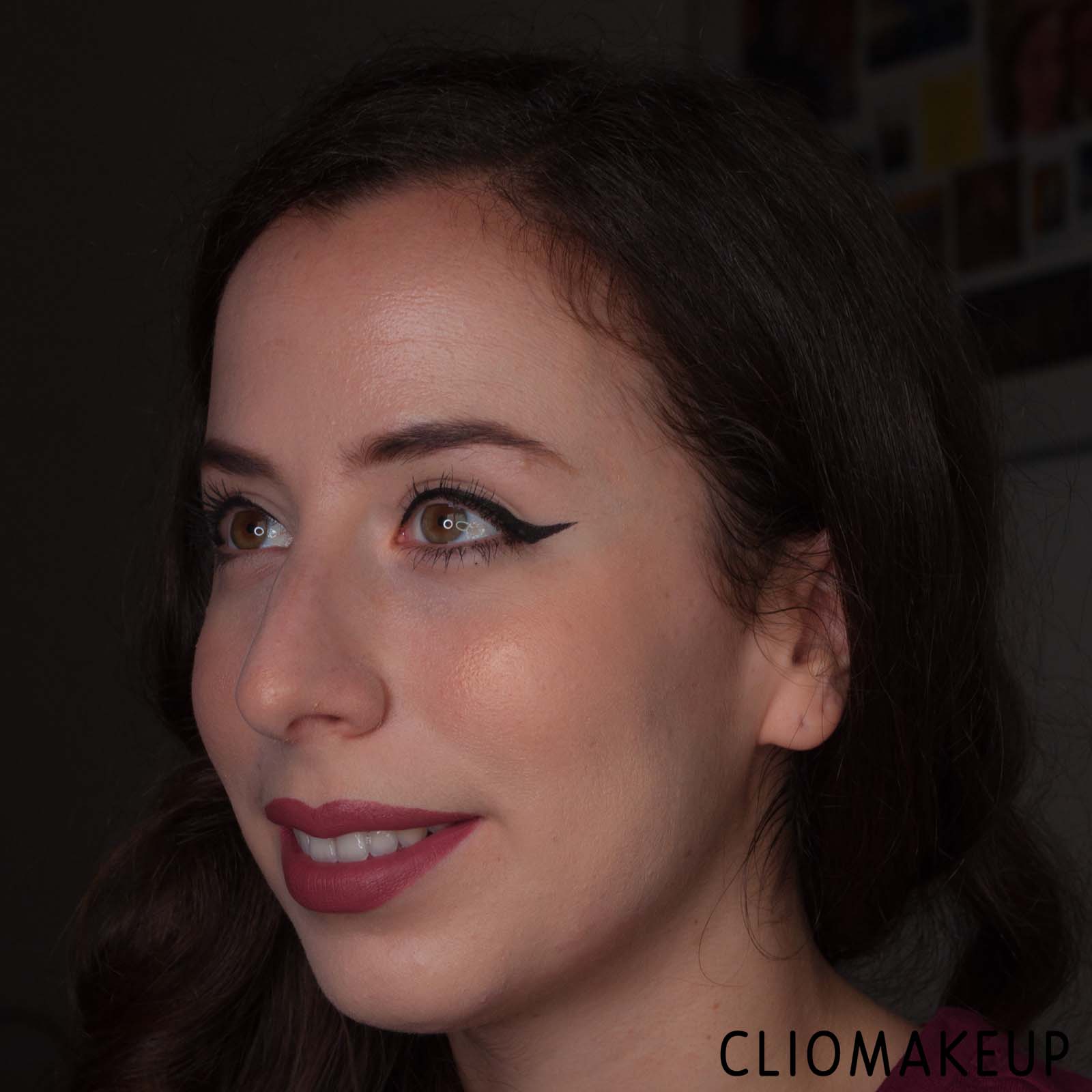 cliomakeup-recensione-illuminante-charlotte-tilbury-magic-star-highlighter-11