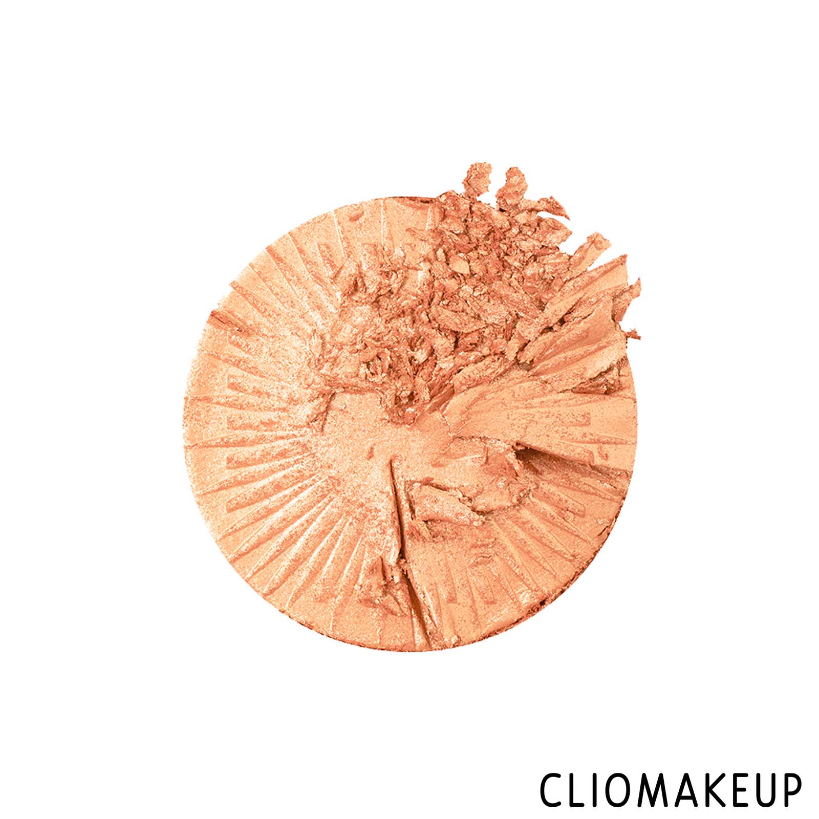 cliomakeup-recensione-illuminante-charlotte-tilbury-magic-star-highlighter-3