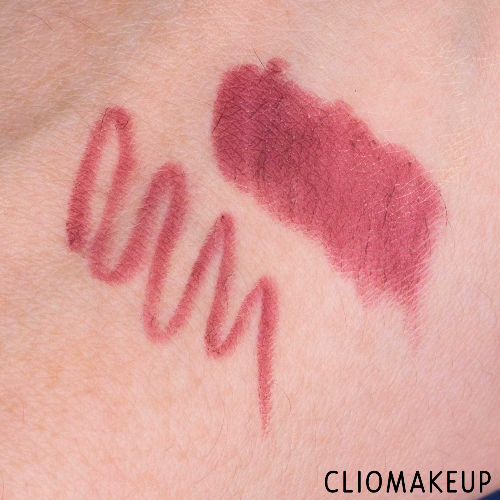 cliomakeup-recensione-rossetto-e-matita-nyx-love-lust-disco-suede-matte-lip-kit-7