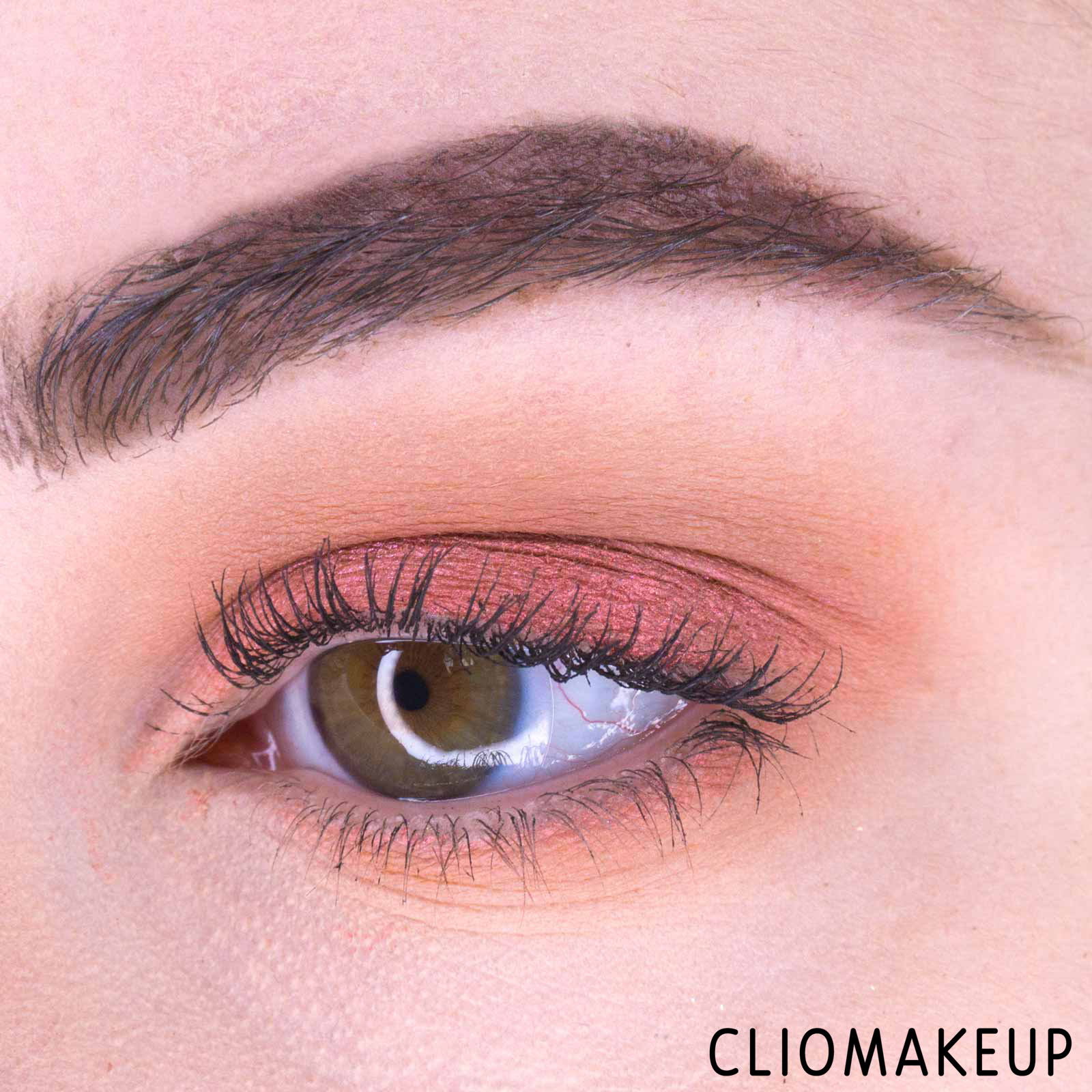 cliomakeup-recensione-eyeliner-marc-jacobs-highliner-metallic-liquid-gel-eyeliner-15