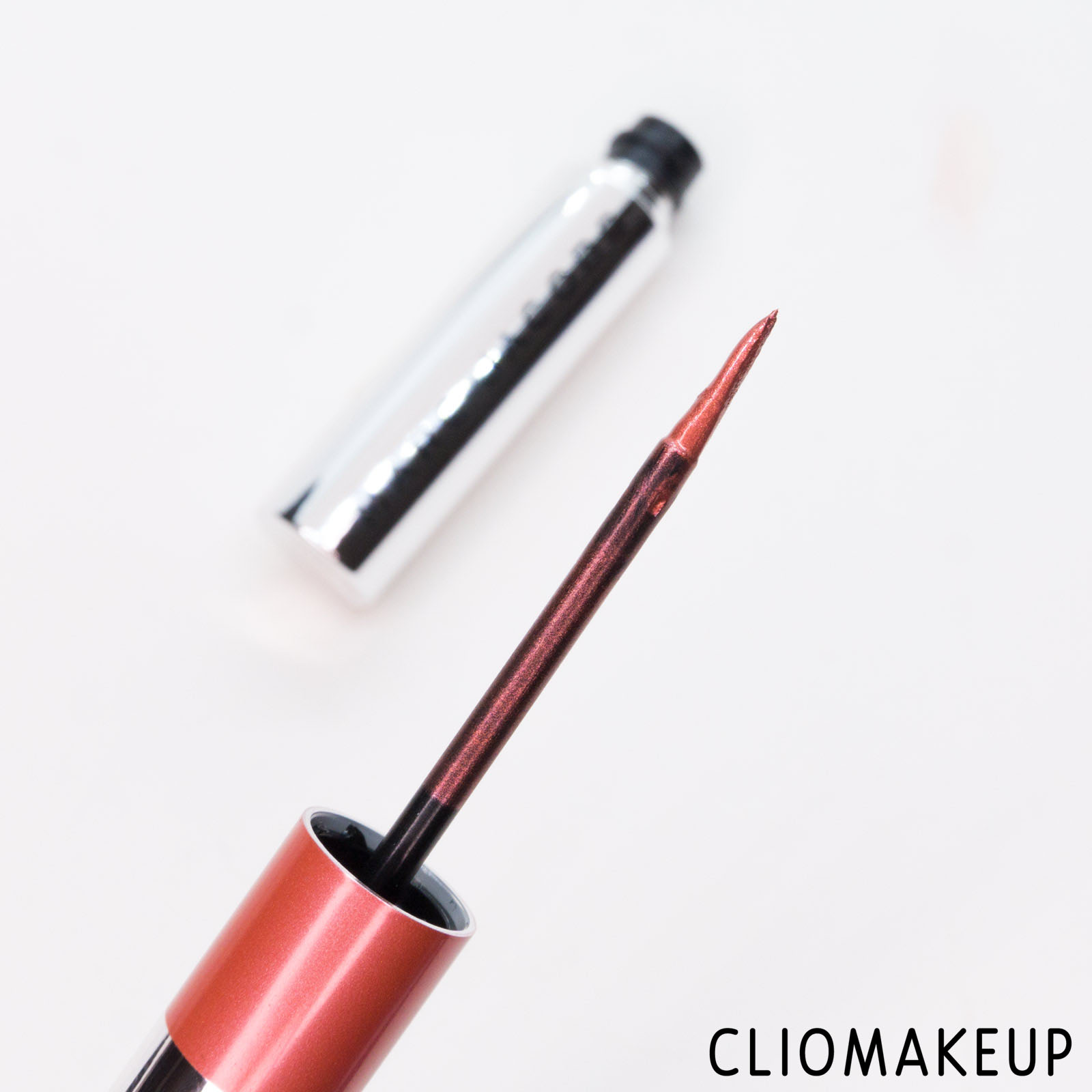 cliomakeup-recensione-eyeliner-marc-jacobs-highliner-metallic-liquid-gel-eyeliner-5