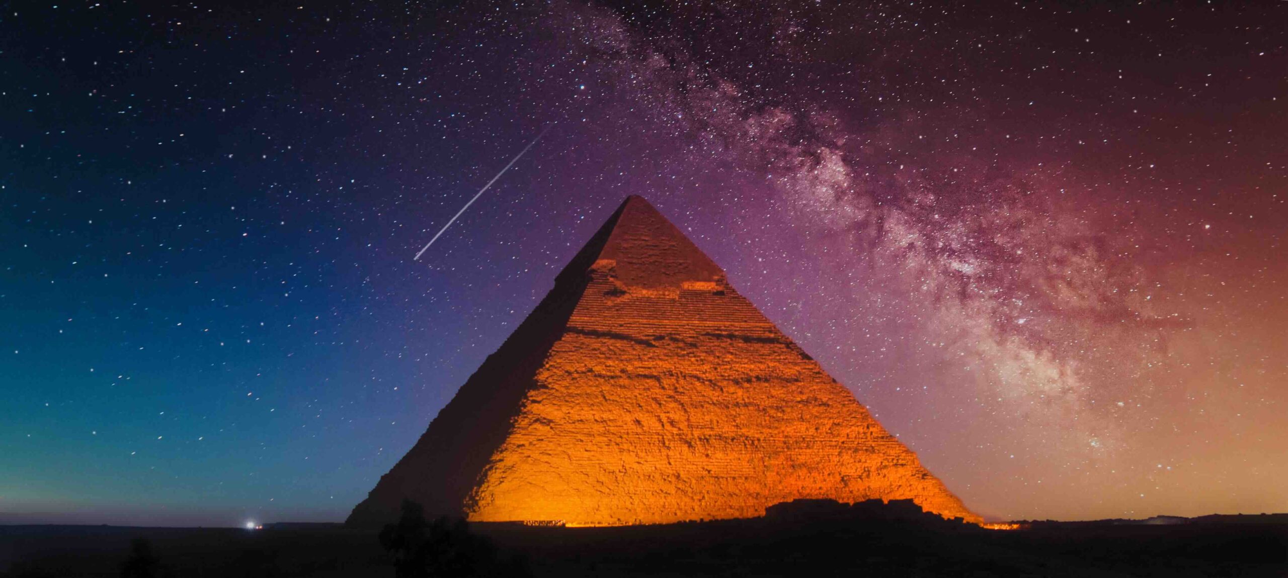 egitto-piramide-stella-cadente