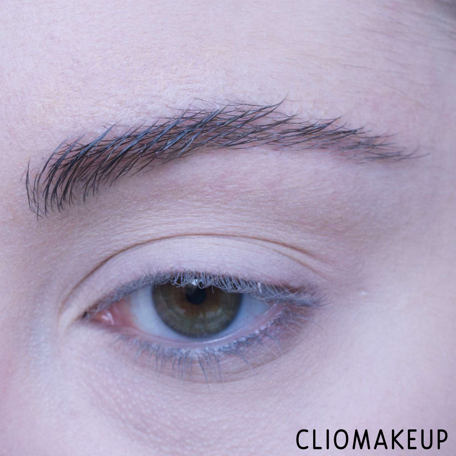 cliomakeup-recensione-gel-sopracciglia-benefit-24hr-brow-setter-10