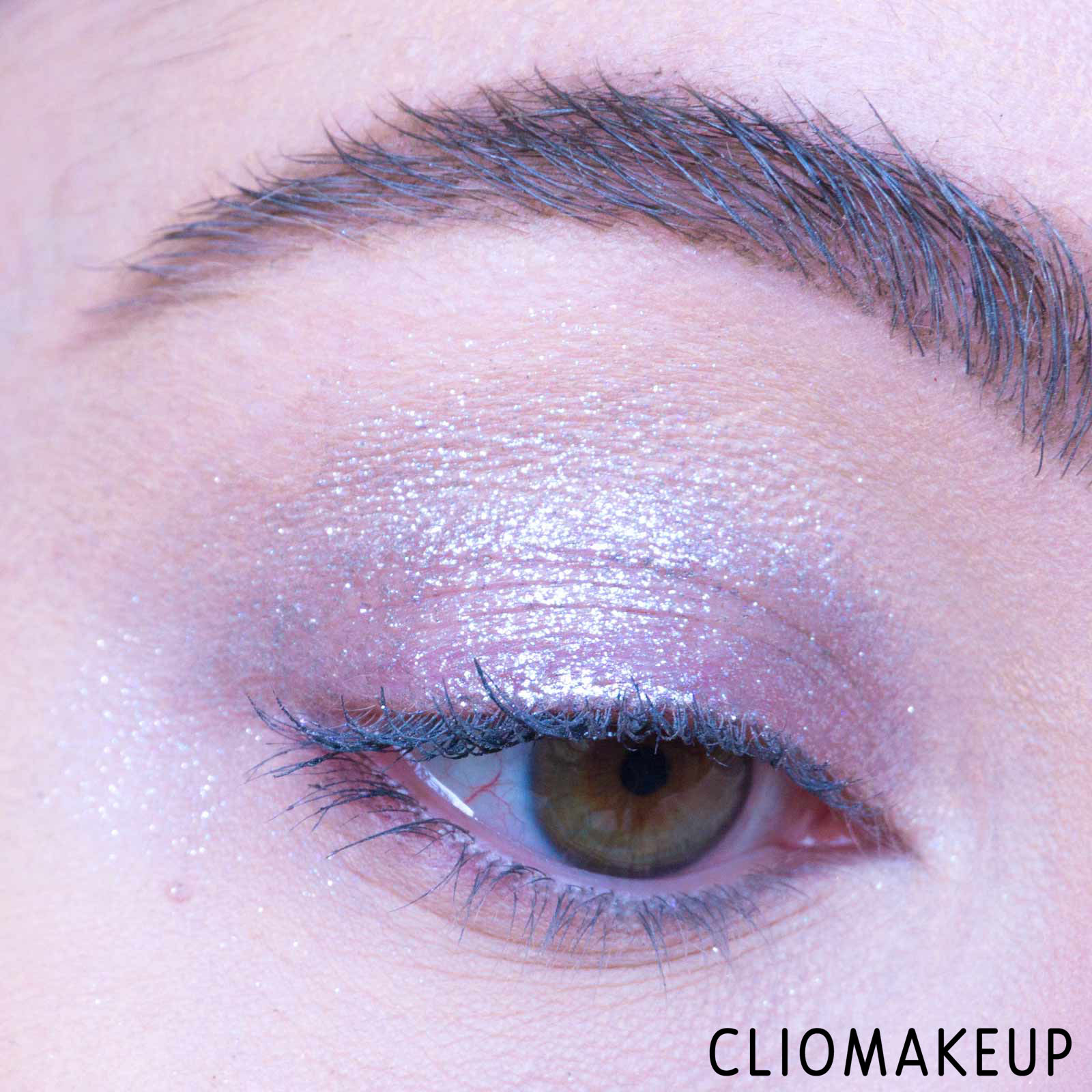 cliomakeup-recensione-ombretti-liquidi-lottie-london-eye-foil-metallic-eyeshadow-topper-14