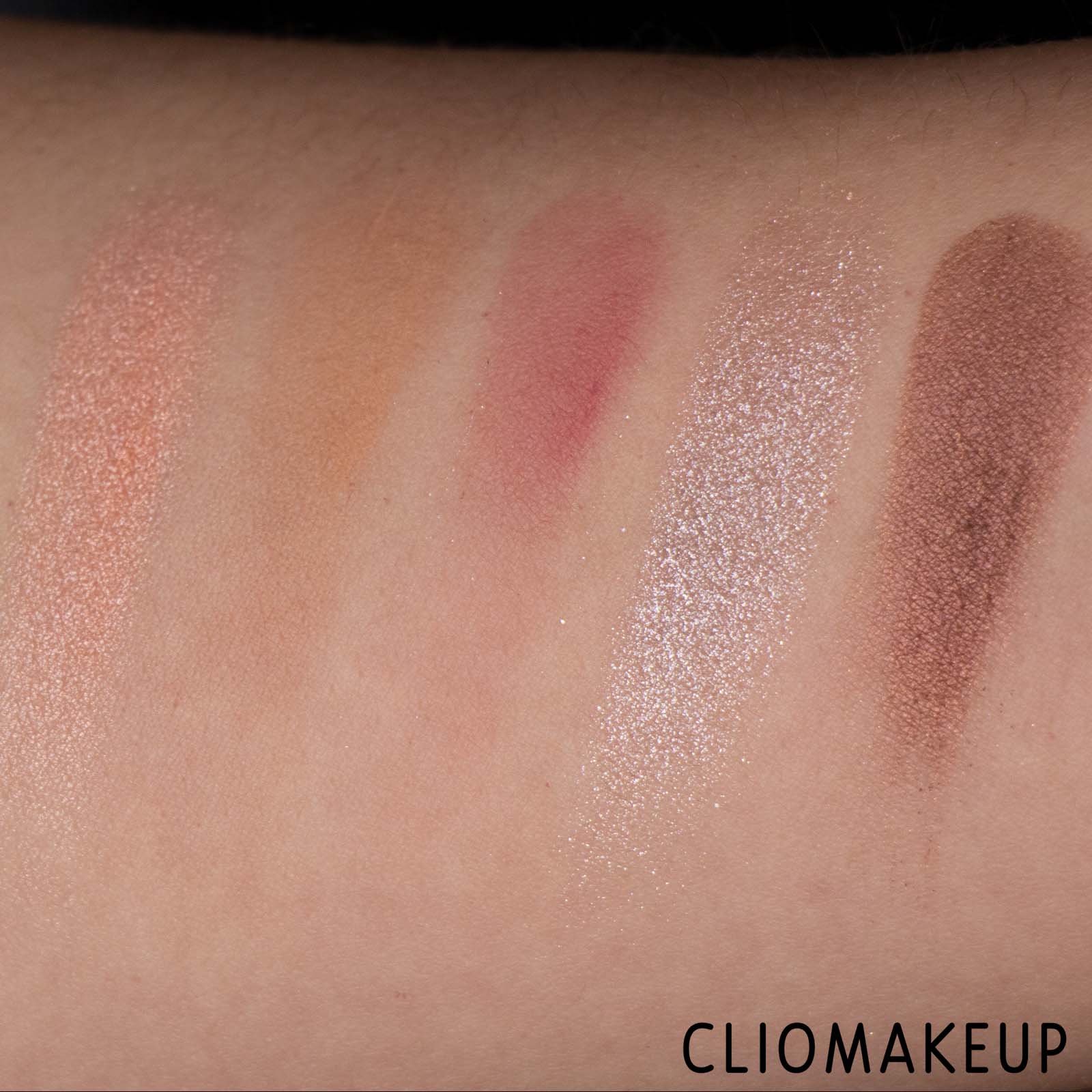 cliomakeup-recensione-palette-loreal-x-karl-lagerfeld-eyeshadow-palette-7