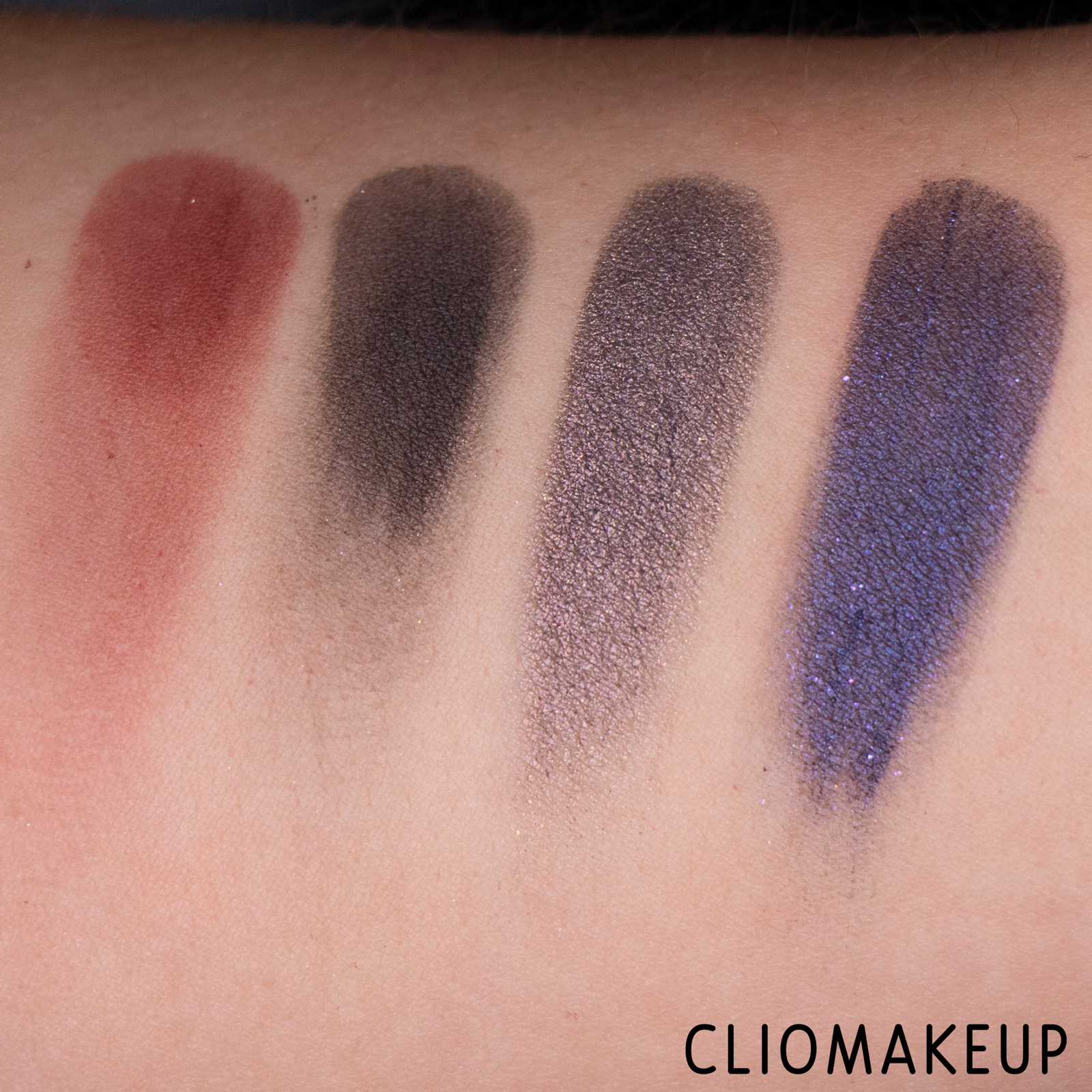 cliomakeup-recensione-palette-loreal-x-karl-lagerfeld-eyeshadow-palette-9