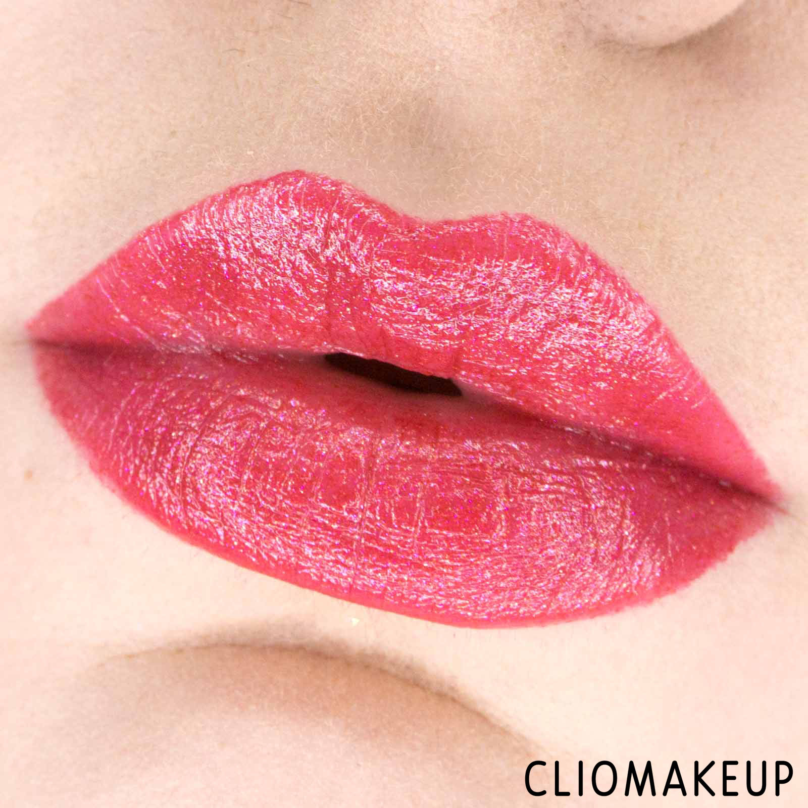 cliomakeup-recensione-rossetto-pupa-im-precious-rossetto-effetto-scintillante-11