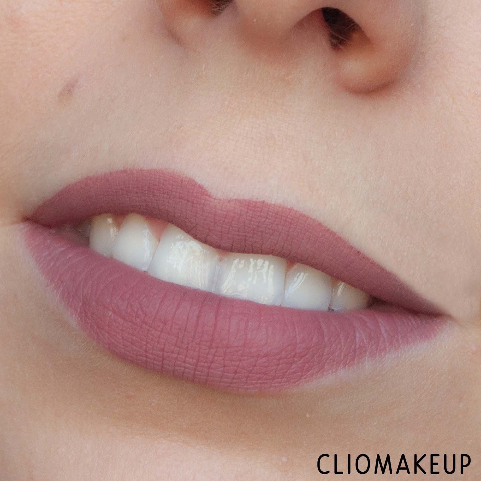 cliomakeup-recensione-rossetto-wycon-the-simpsons-long-lasting-liquid-lipstick-10