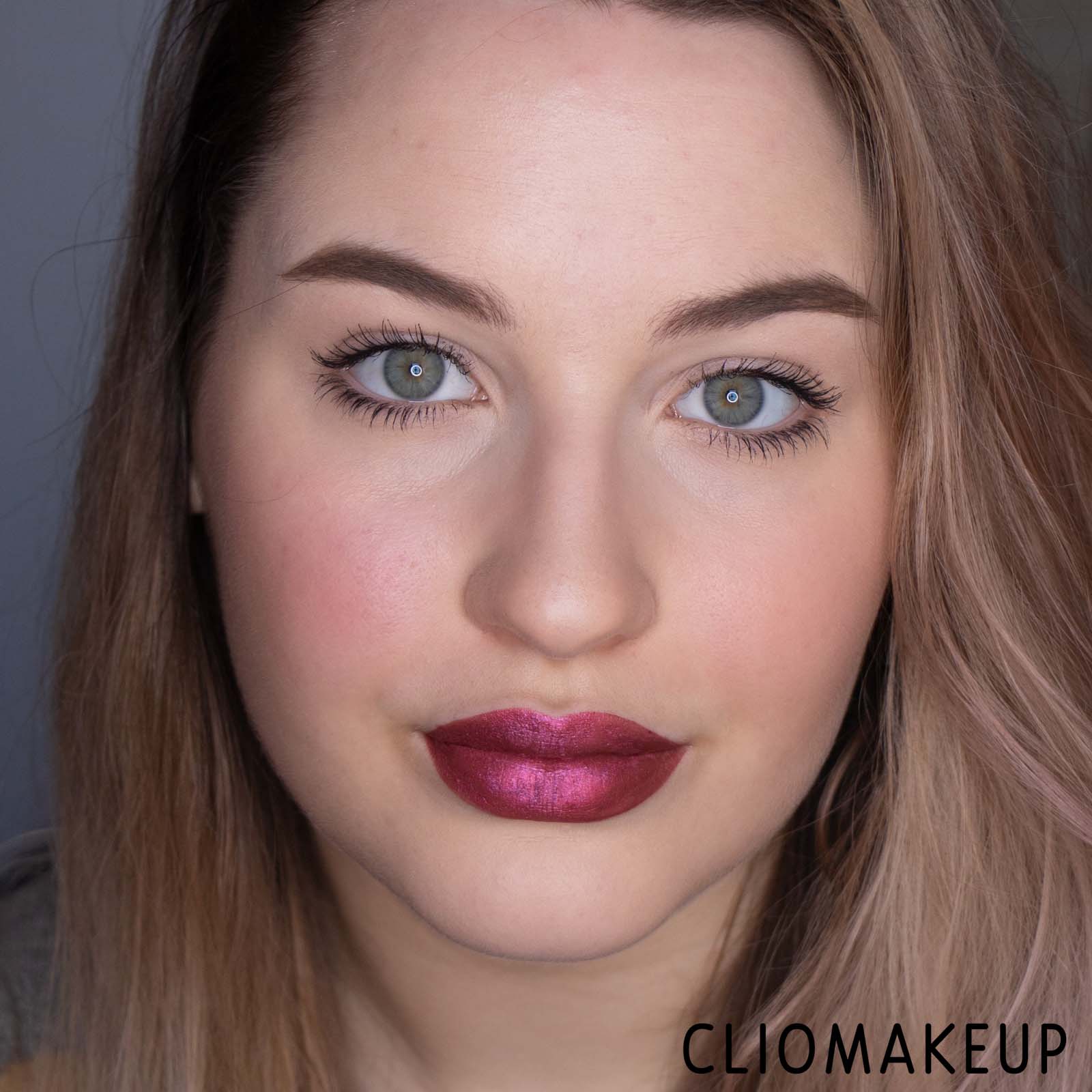 recensione-cliomakeup-rossetti-pupa-gold-me-silky-lip-powder-15