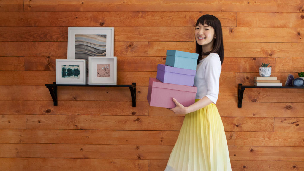 Marie Kondo: come funziona il metodo per riordinare la casa