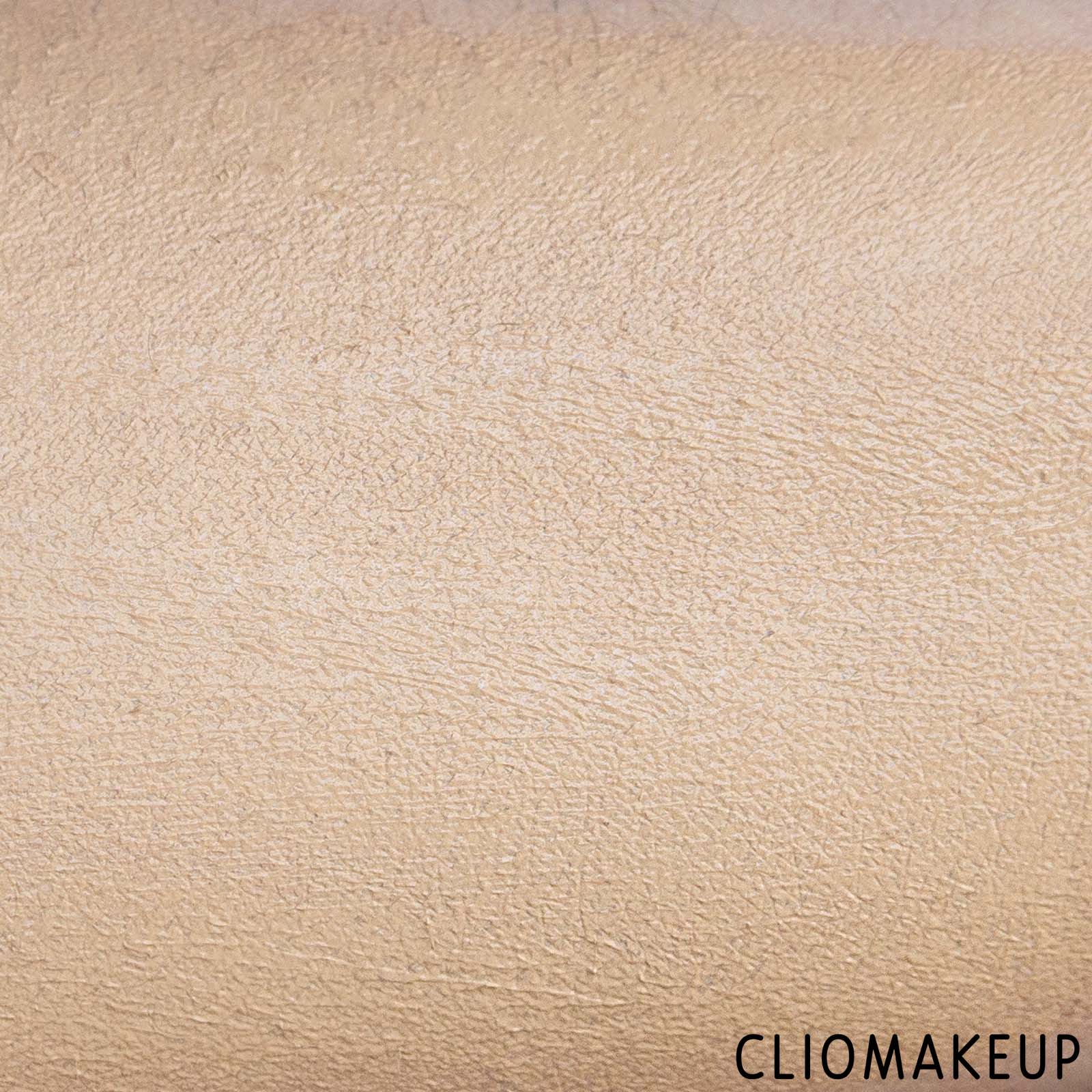 cliomakeup-recensione-fondotinta-debby-all-day-perfect-mat-mousse-foundation-8