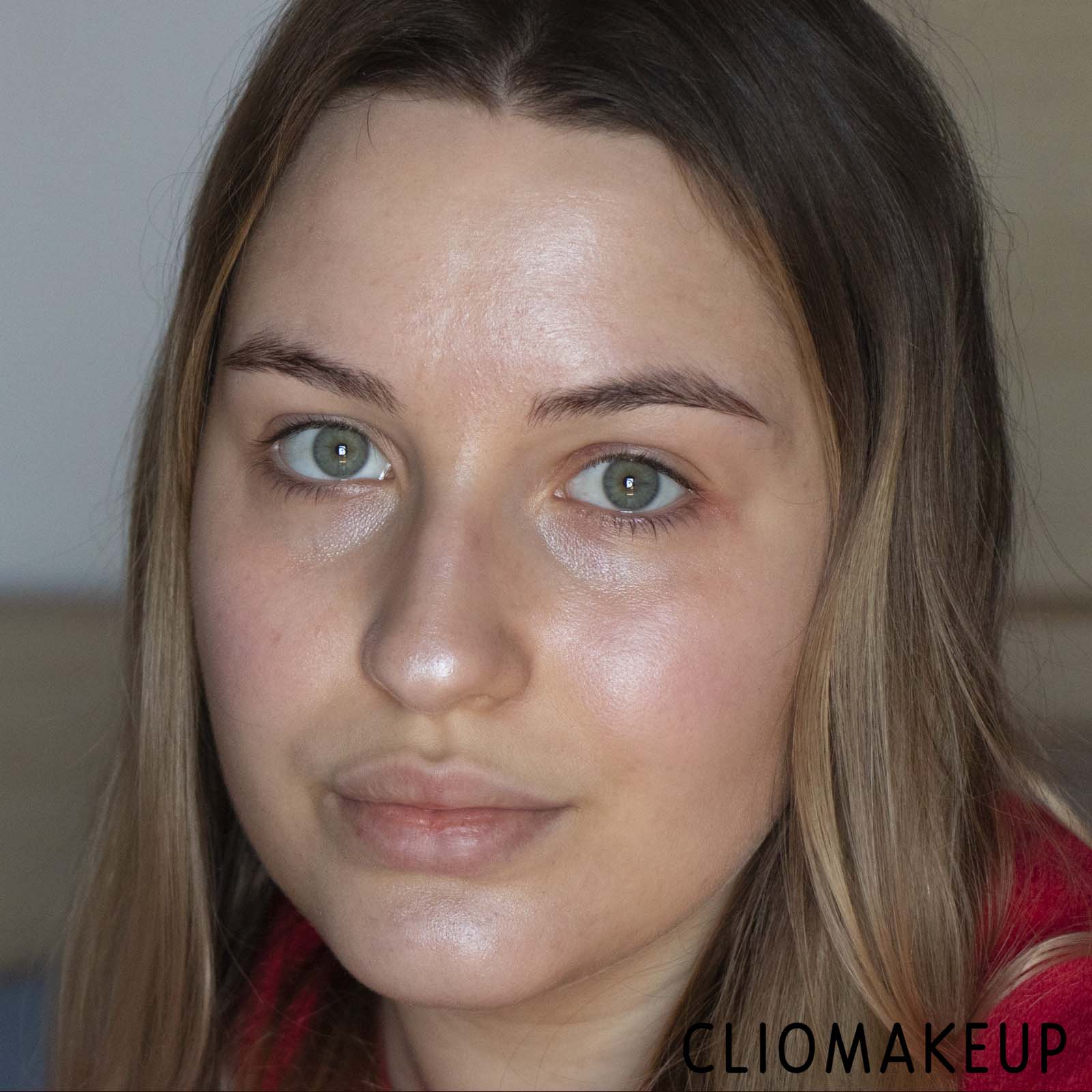 cliomakeup-recensione-illuminante-essence-crystal-dreams-luminizer-12