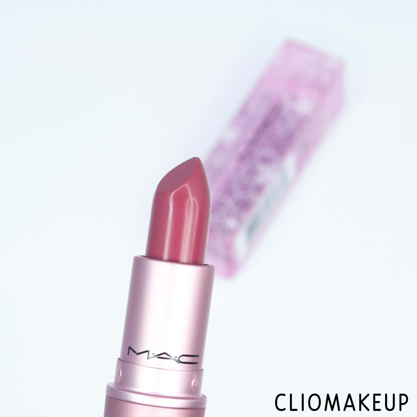 cliomakeup-recensione-rossetto-mac-petal-power-amplified-creme-lipstick-5