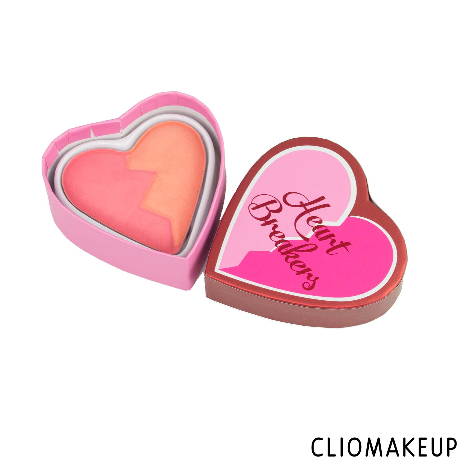 cliomakeup-recensione-blush-i-love-revolution-heart-breakers-matte-blush-5