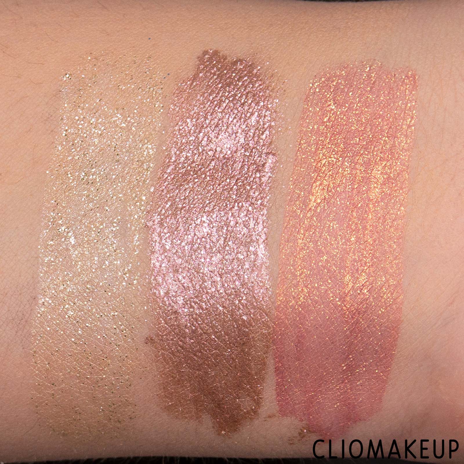 cliomakeup-recensione-ombretti-liquidi-stila-iridescent-glitter-and-glow-eyeshadow-set-7