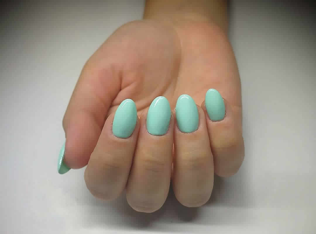 cliomakeup-milky-menta-nails-18-semplici