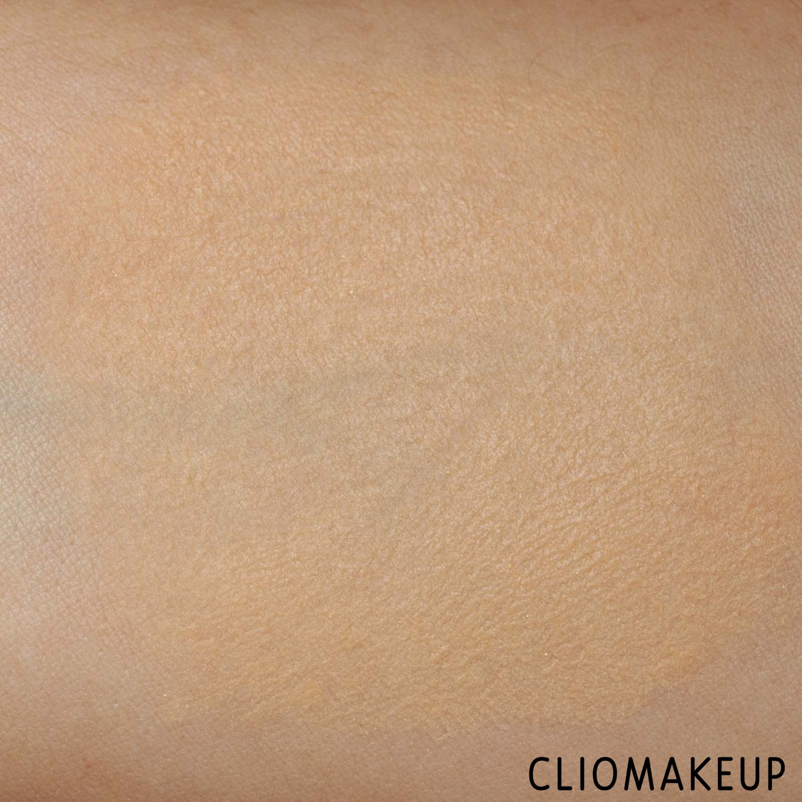 cliomakeup-recensione-bb-cream-kiko-konscious-vegan-bb-mousse-8