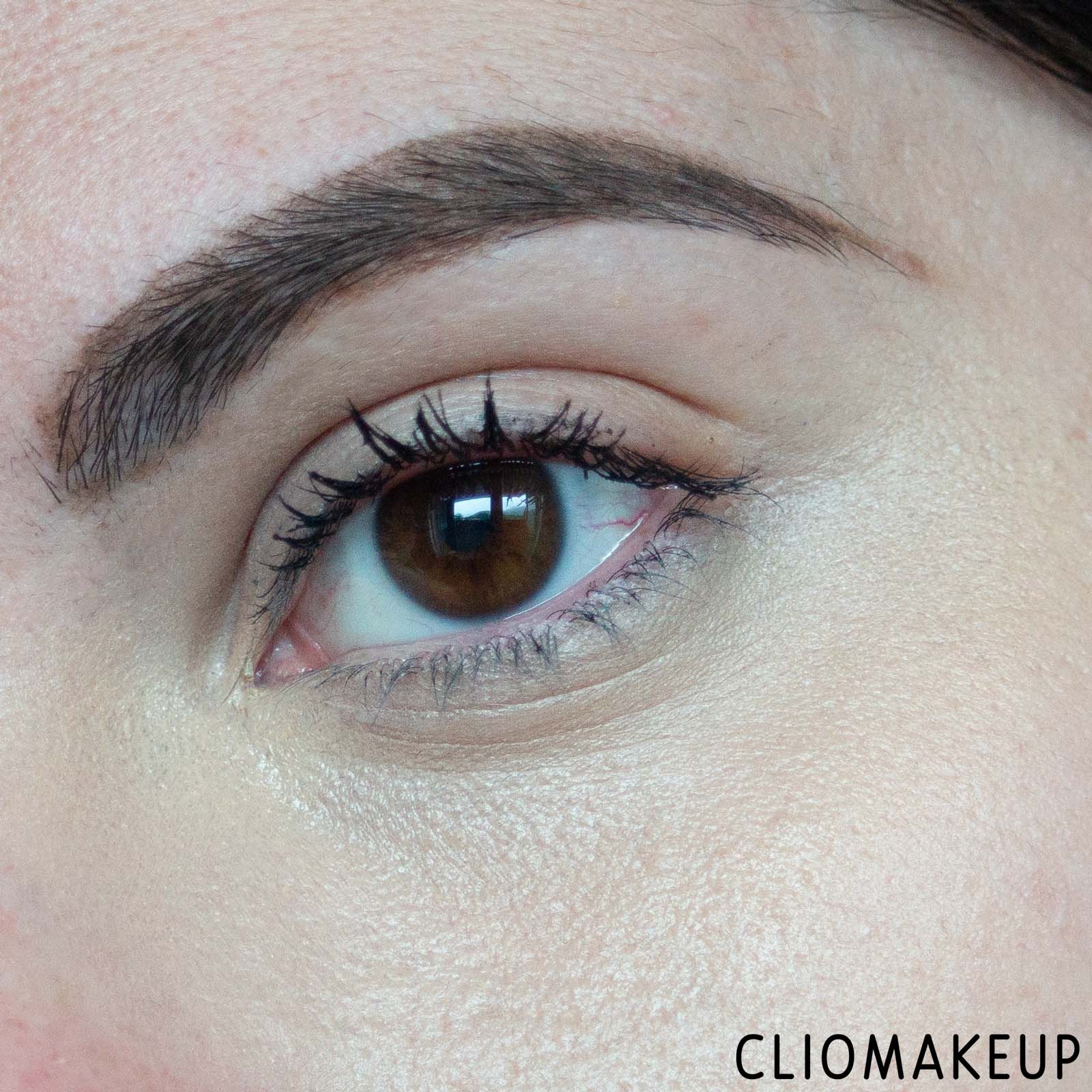 cliomakeup-recensione-correttore-giorgio-armani-luminous-silk-multi-purpose-glow-conceale-12