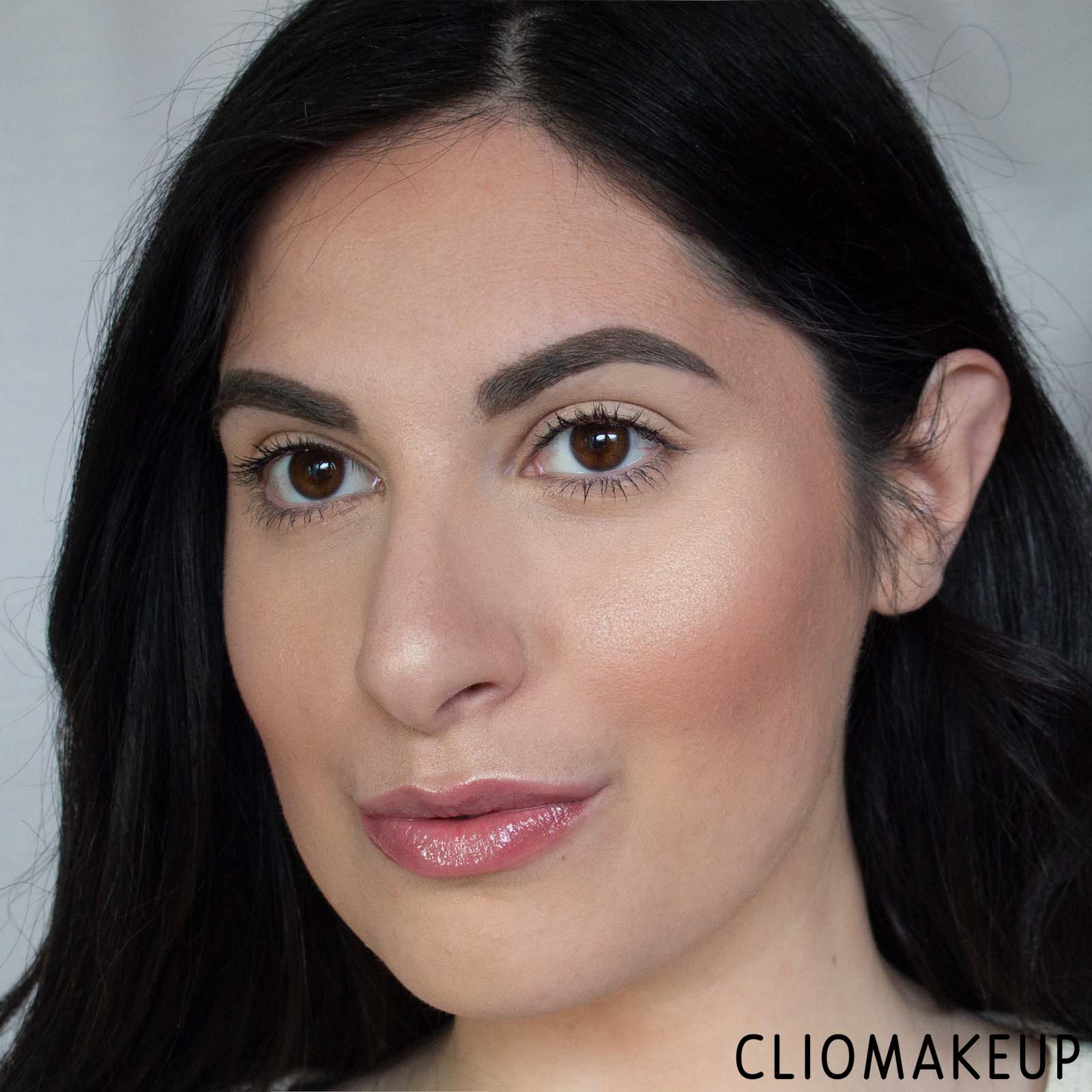 cliomakeup-recensione-correttore-giorgio-armani-luminous-silk-multi-purpose-glow-conceale-14