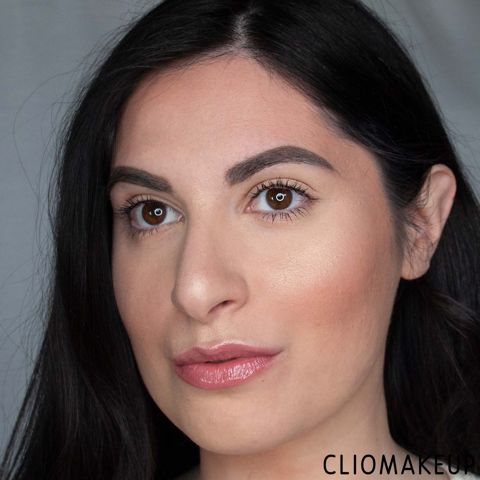 cliomakeup-recensione-correttore-giorgio-armani-luminous-silk-multi-purpose-glow-conceale-15