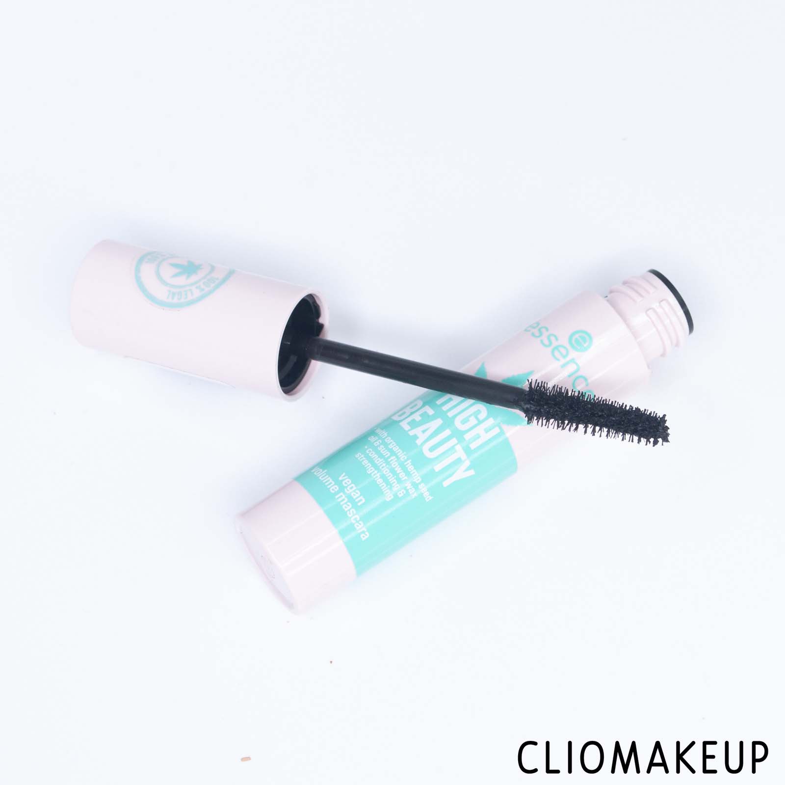 cliomakeup-recensione-mascara-essence-high-beauty-vegan-volume-mascara-4