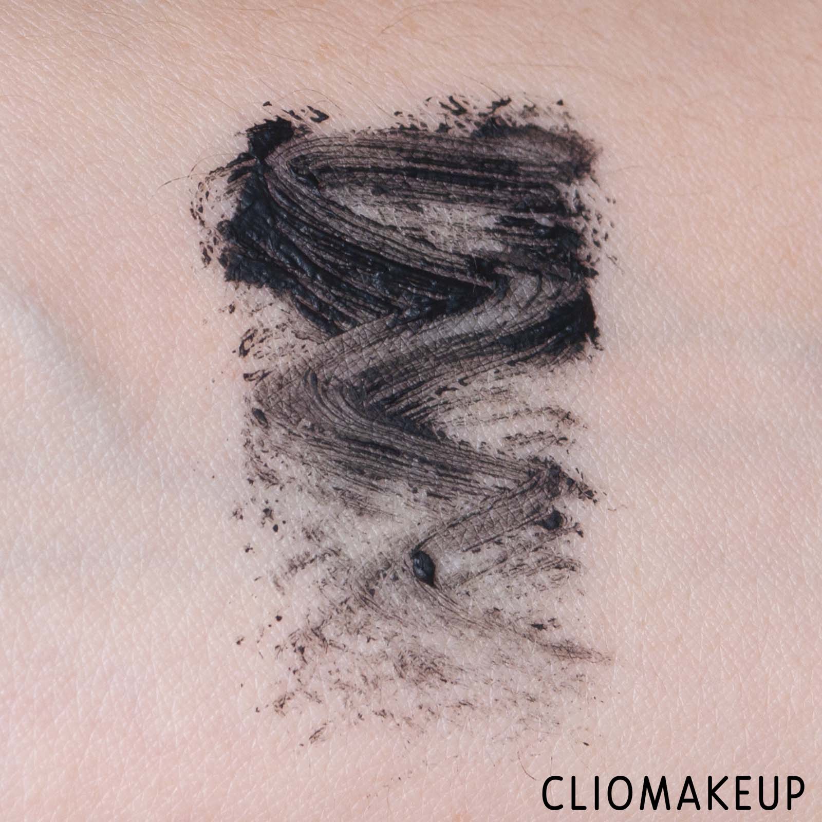 cliomakeup-recensione-mascara-essence-high-beauty-vegan-volume-mascara-7