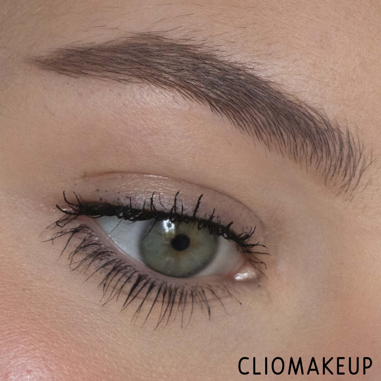 cliomakeup-recensione-matita-sopracciglia-maybelline-brow-precise-sharpenable-filling-pencil-10