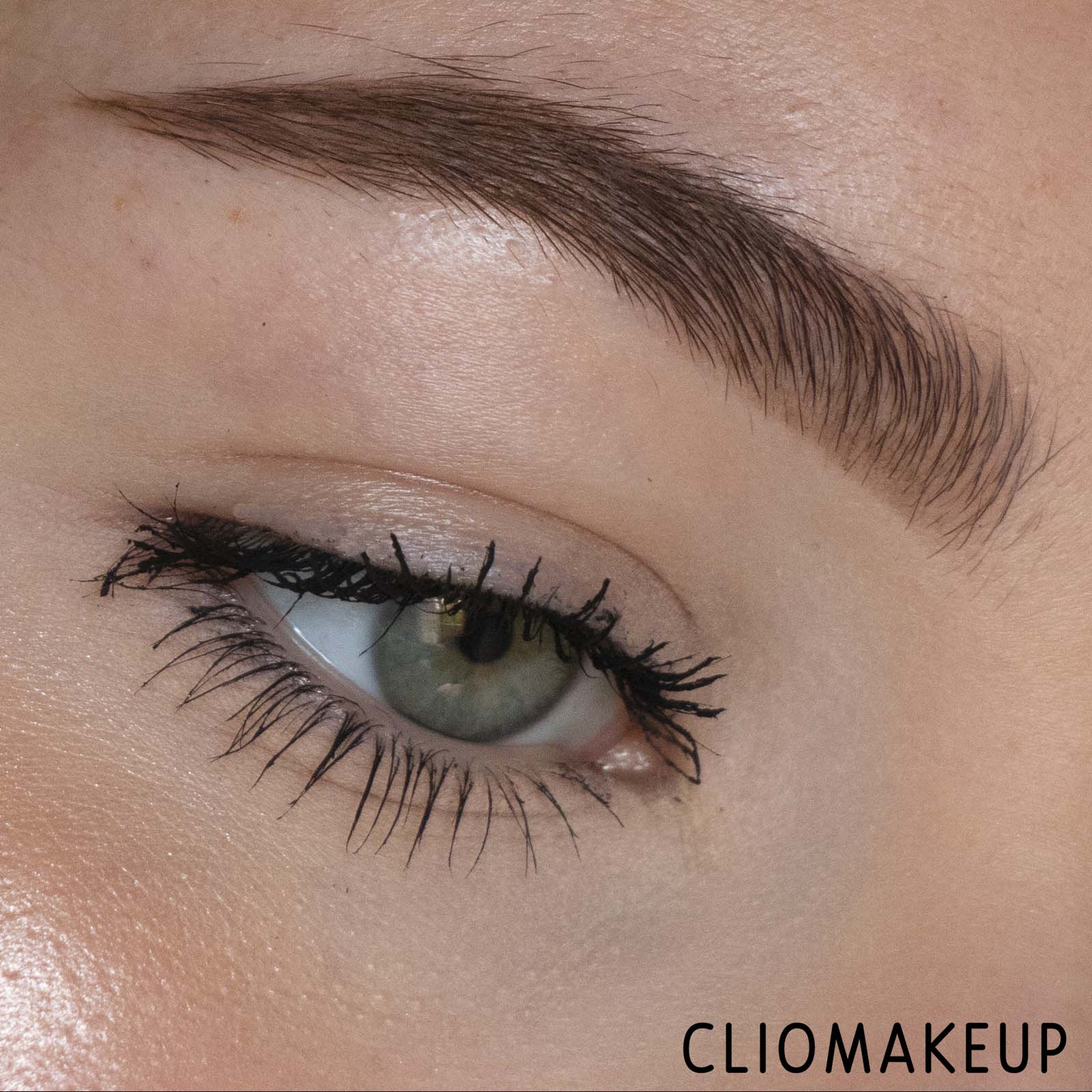 cliomakeup-recensione-pomata-sopracciglia-NYX-tame-e-frame-tinted-brow-pomade-14