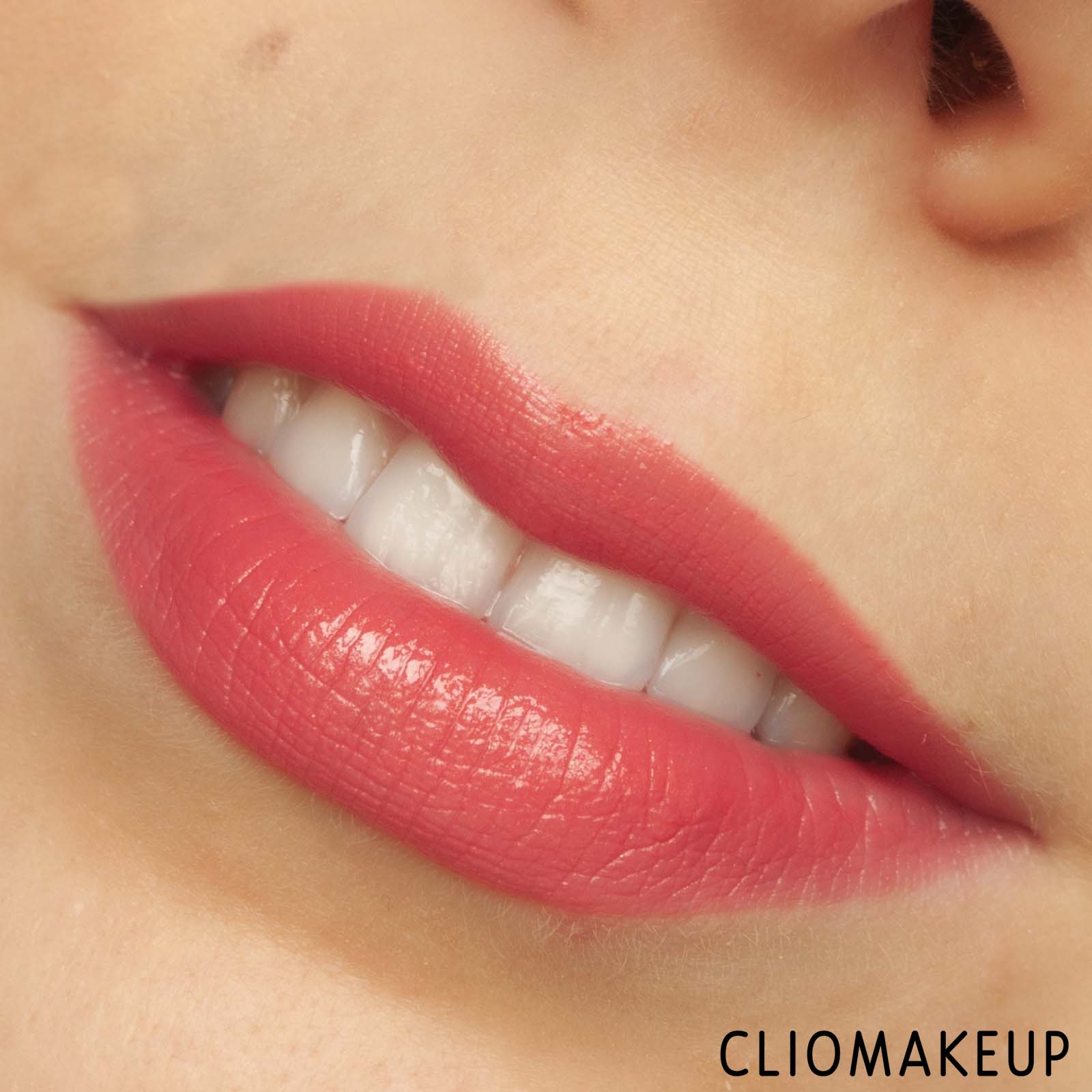 cliomakeup-recensione-rossetto-cremoso-mac-bronzer-lustre-lipstick-10