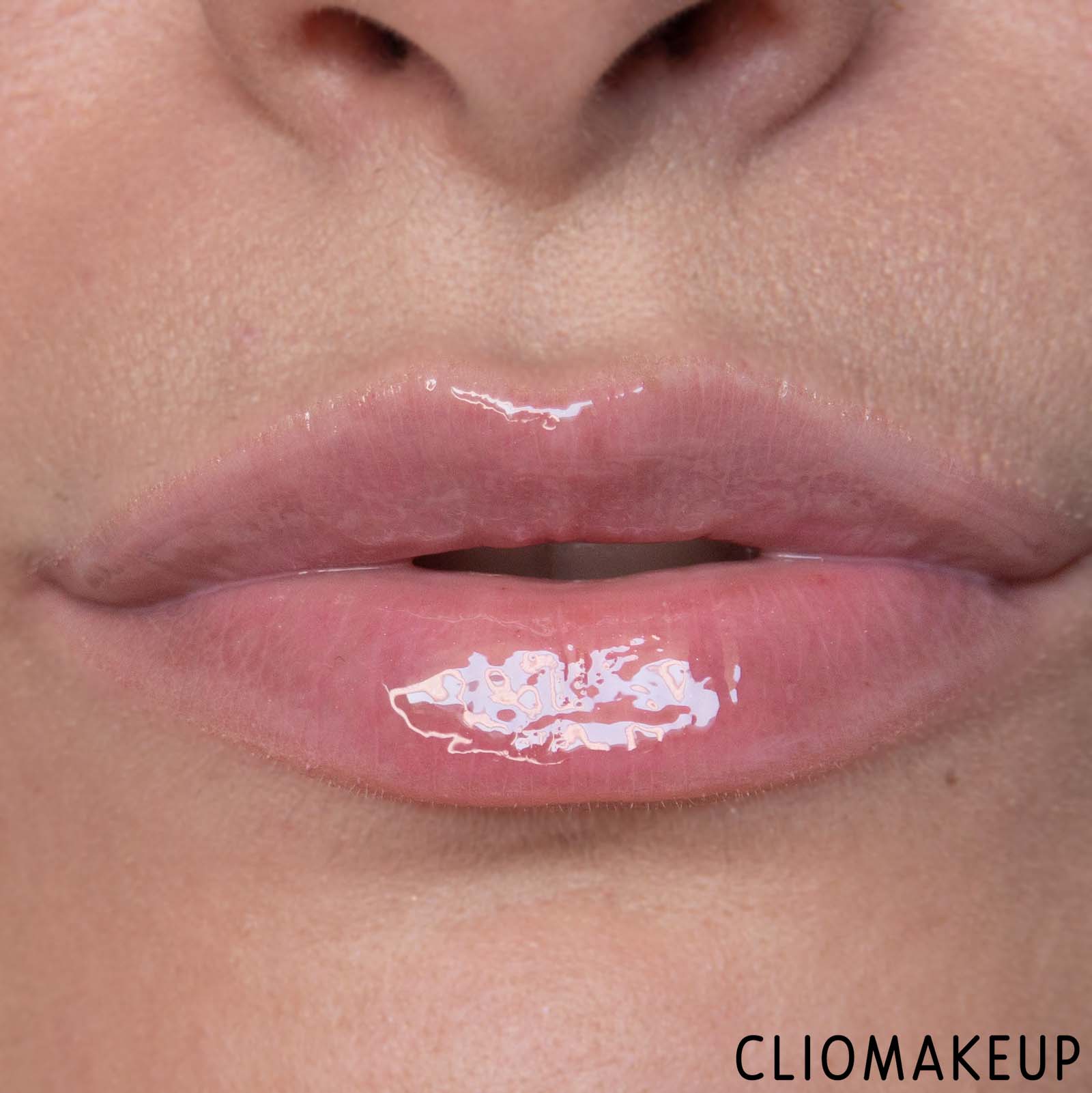 cliomakeup-recensione-balsamo-labbra-essence-high-beauty-caring-lip-balm-13