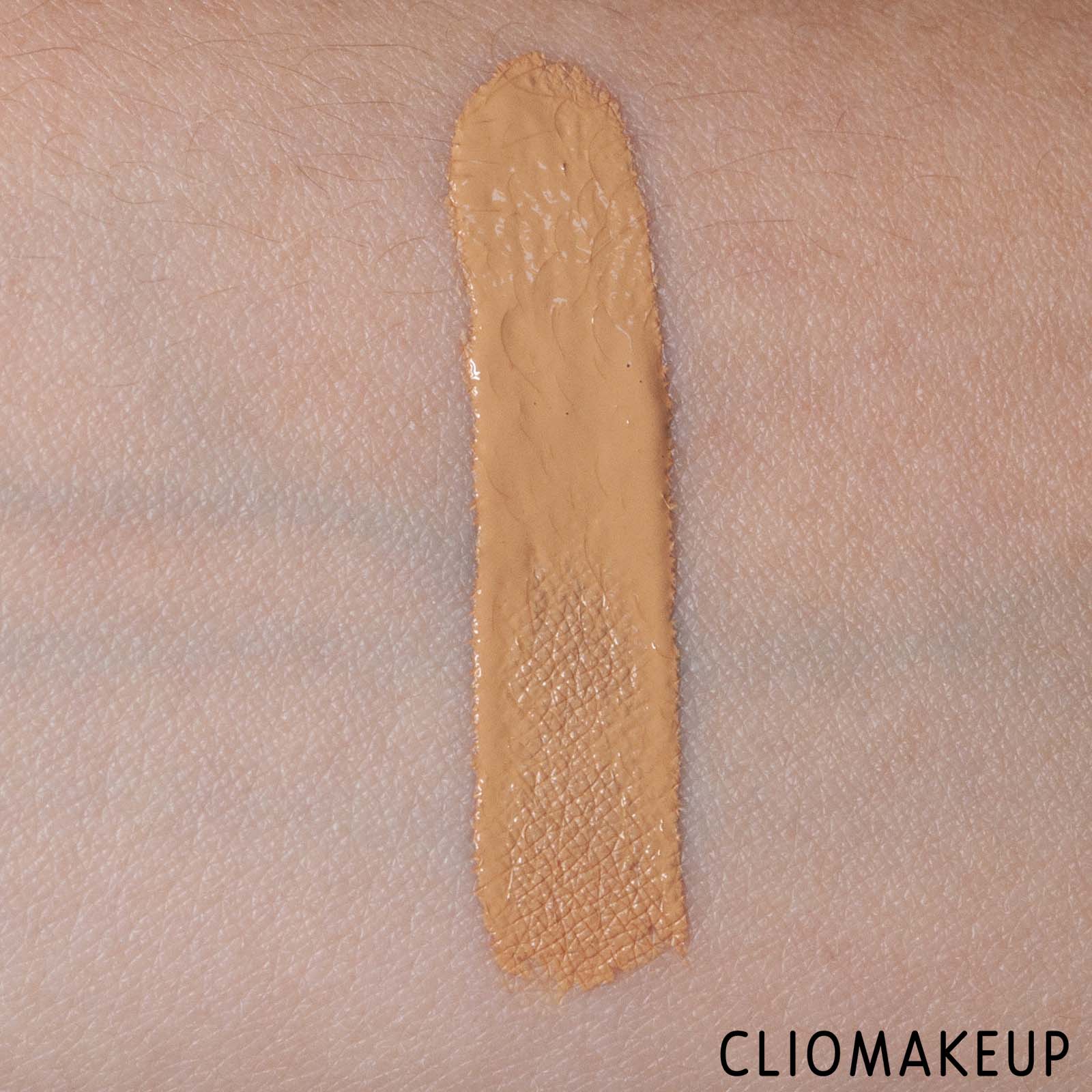 cliomakeup-recensione-correttore-elf-hydrating-camo-concealer-satin-finish-7