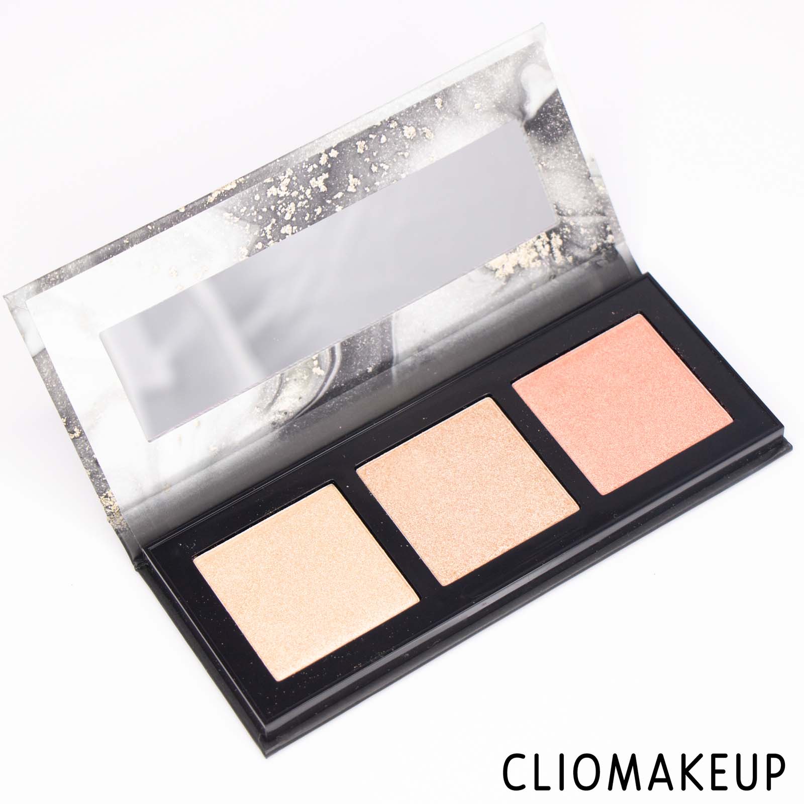 cliomakeup-recensione-palette-catrice-luminice-highlight-e-blush-glow-palette-5