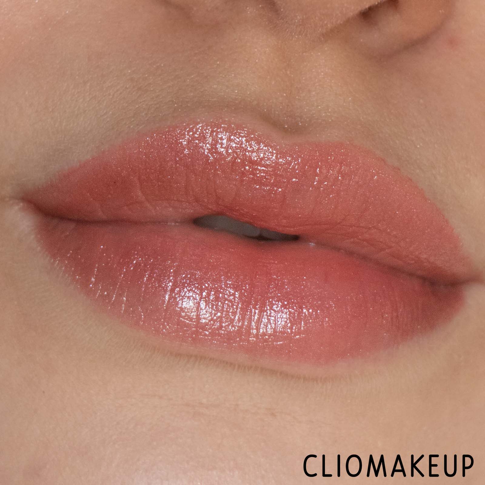 cliomakeup-recensione-rossetto-fenty-beauty-slip-shine-sheer-shiny-lipstick-10