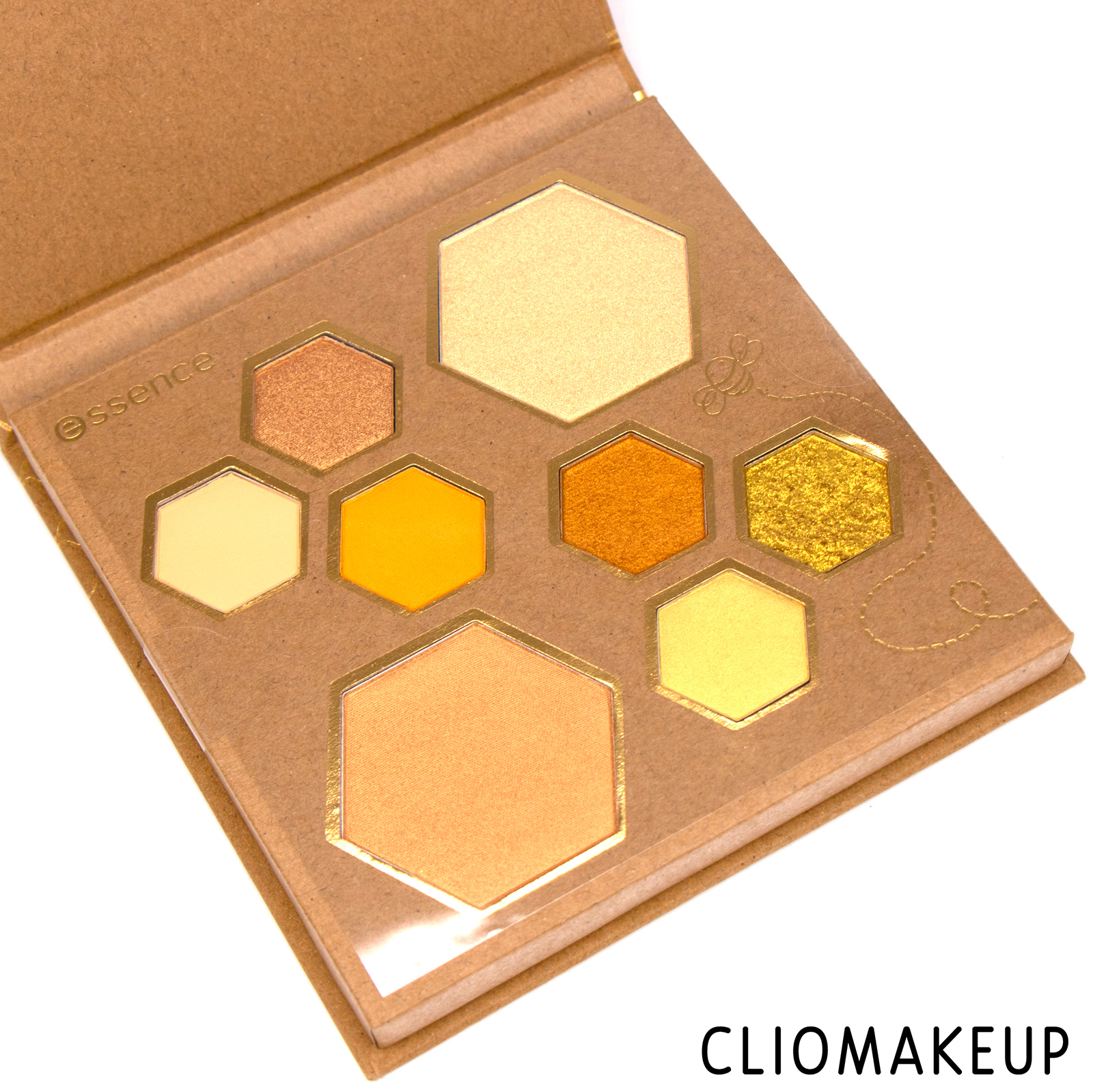 cliomakeup-recensione-Palette-Essence-Wanna-Bee-My-Honey-eyeshadow-e-highlighter-palette-4