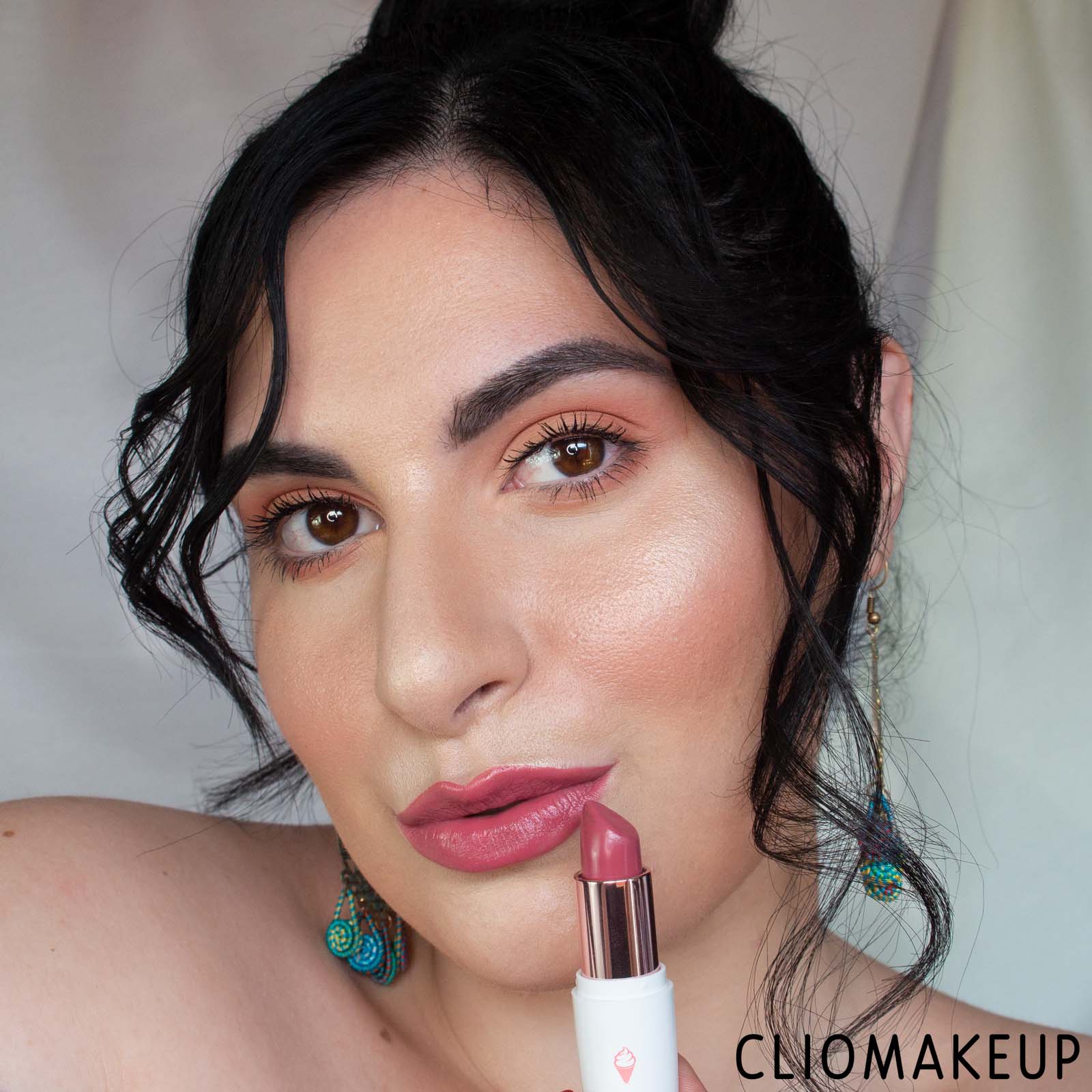 Cliomakeup-rossetto-cremoso-creamylove-bisou-bisou-10-look-mena