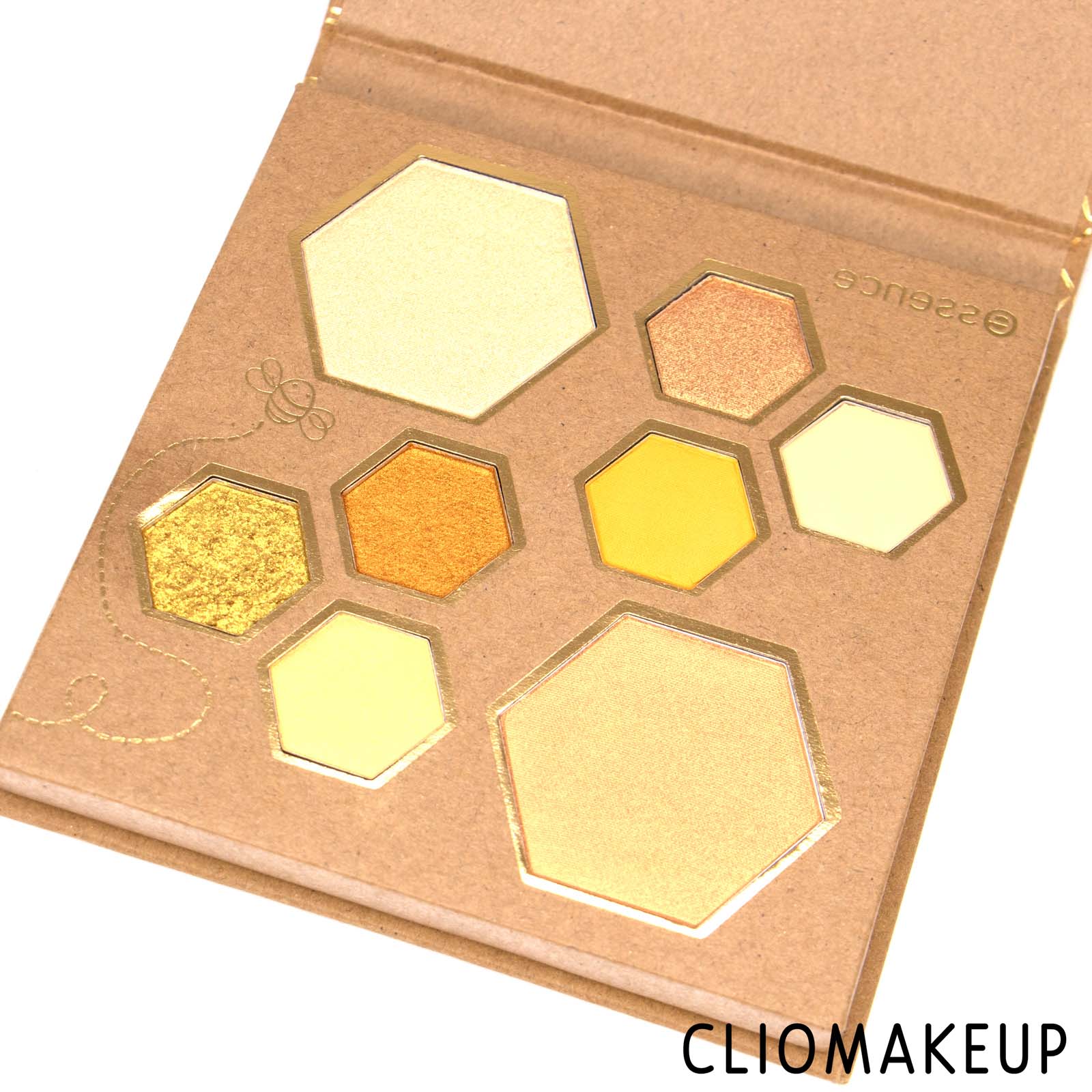 cliomakeup-recensione-Palette-Essence-Wanna-Bee-My-Honey-eyeshadow-e-highlighter-palette-5