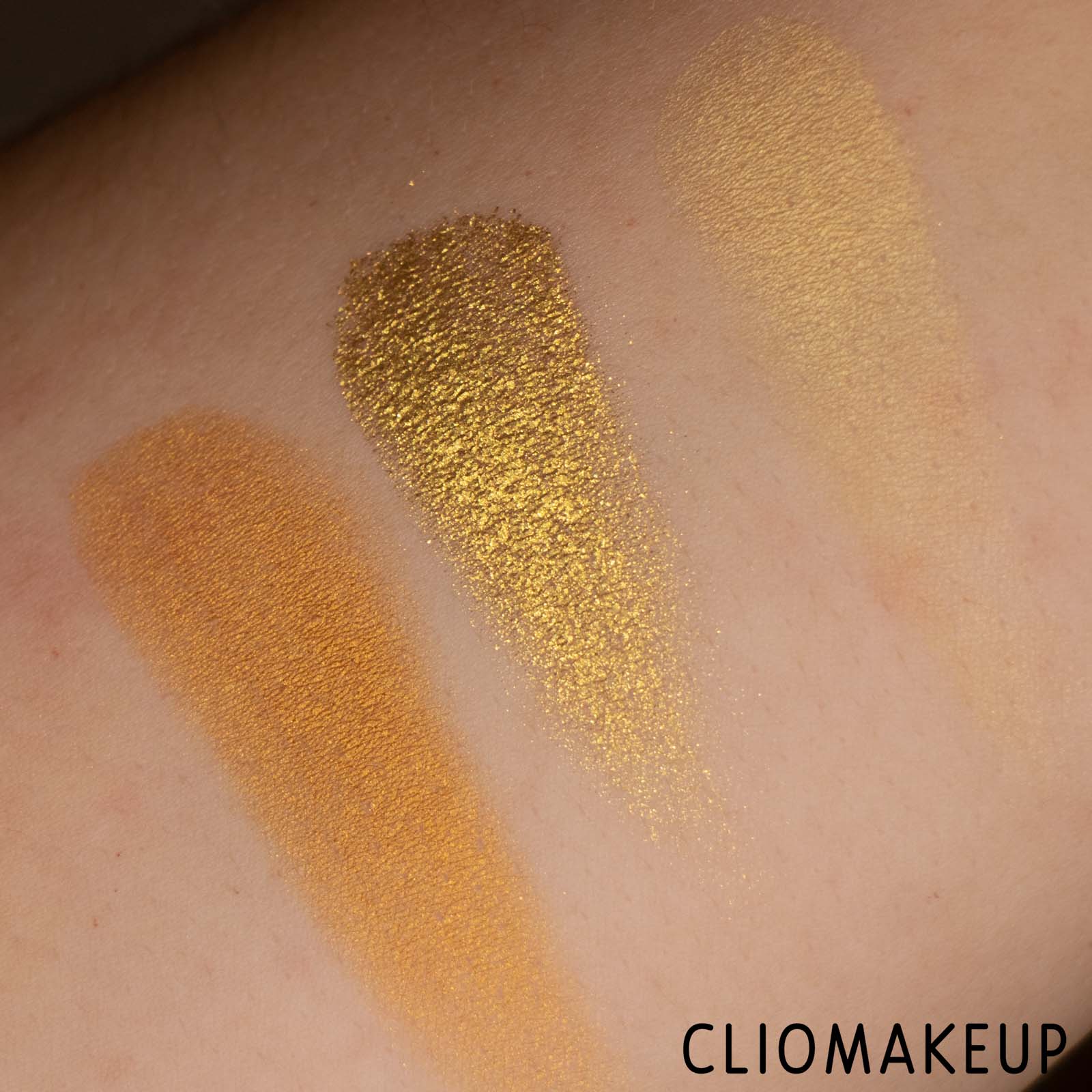 cliomakeup-recensione-Palette-Essence-Wanna-Bee-My-Honey-eyeshadow-e-highlighter-palette-9